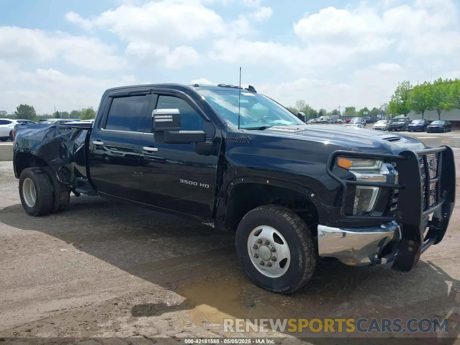 1 fotografías del automóvil dañado 1GC4YUEY2MF262296 CHEVROLET SILVERADO 3500HD 2021