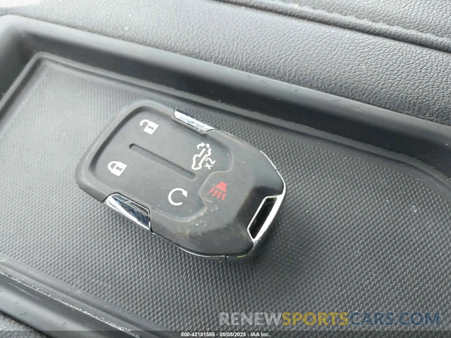 10 fotografías del automóvil dañado 1GC4YUEY2MF262296 CHEVROLET SILVERADO 3500HD 2021