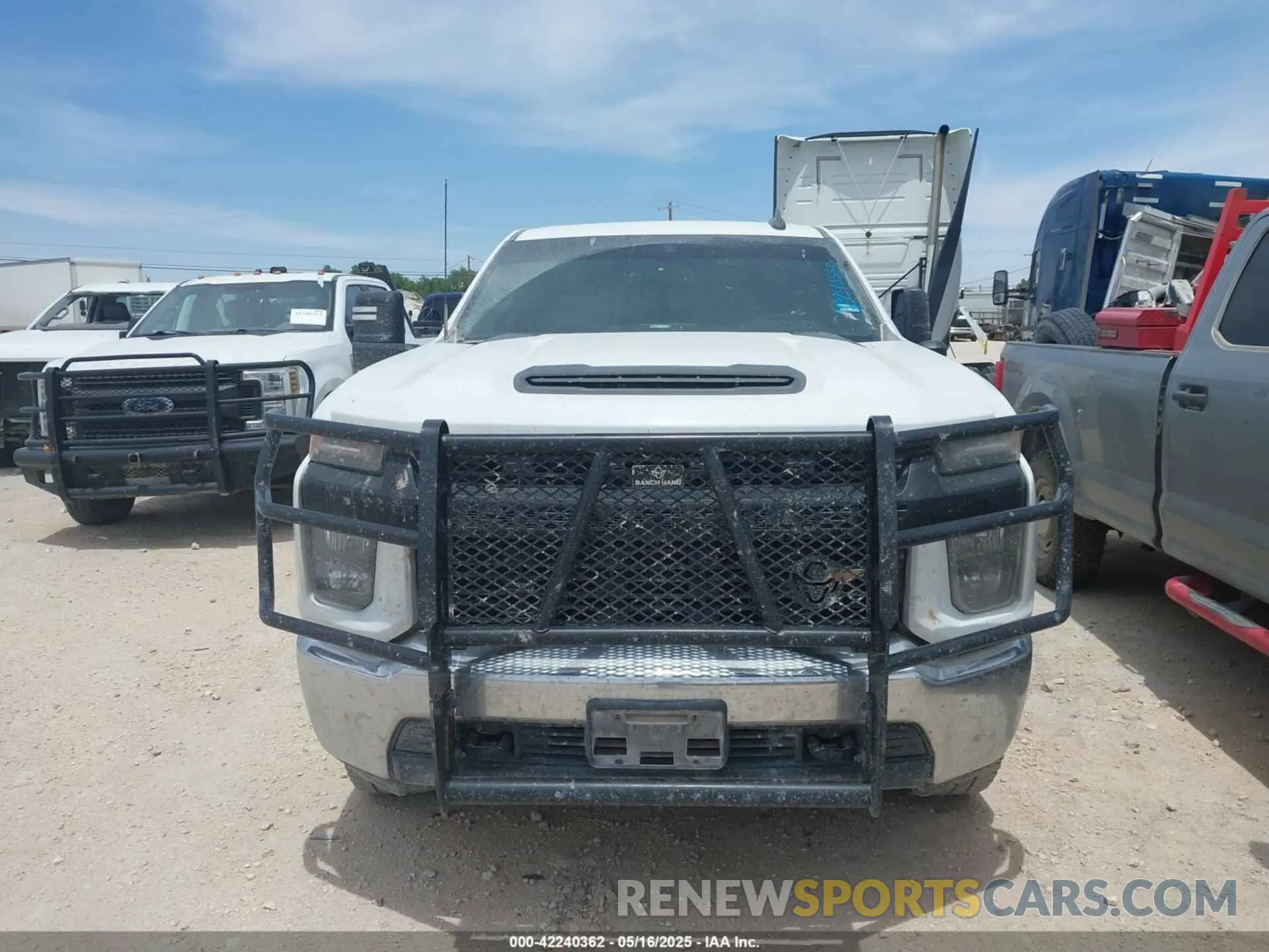 11 fotografías del automóvil dañado 1GC4YSE7XNF196447 CHEVROLET SILVERADO 3500HD 2022