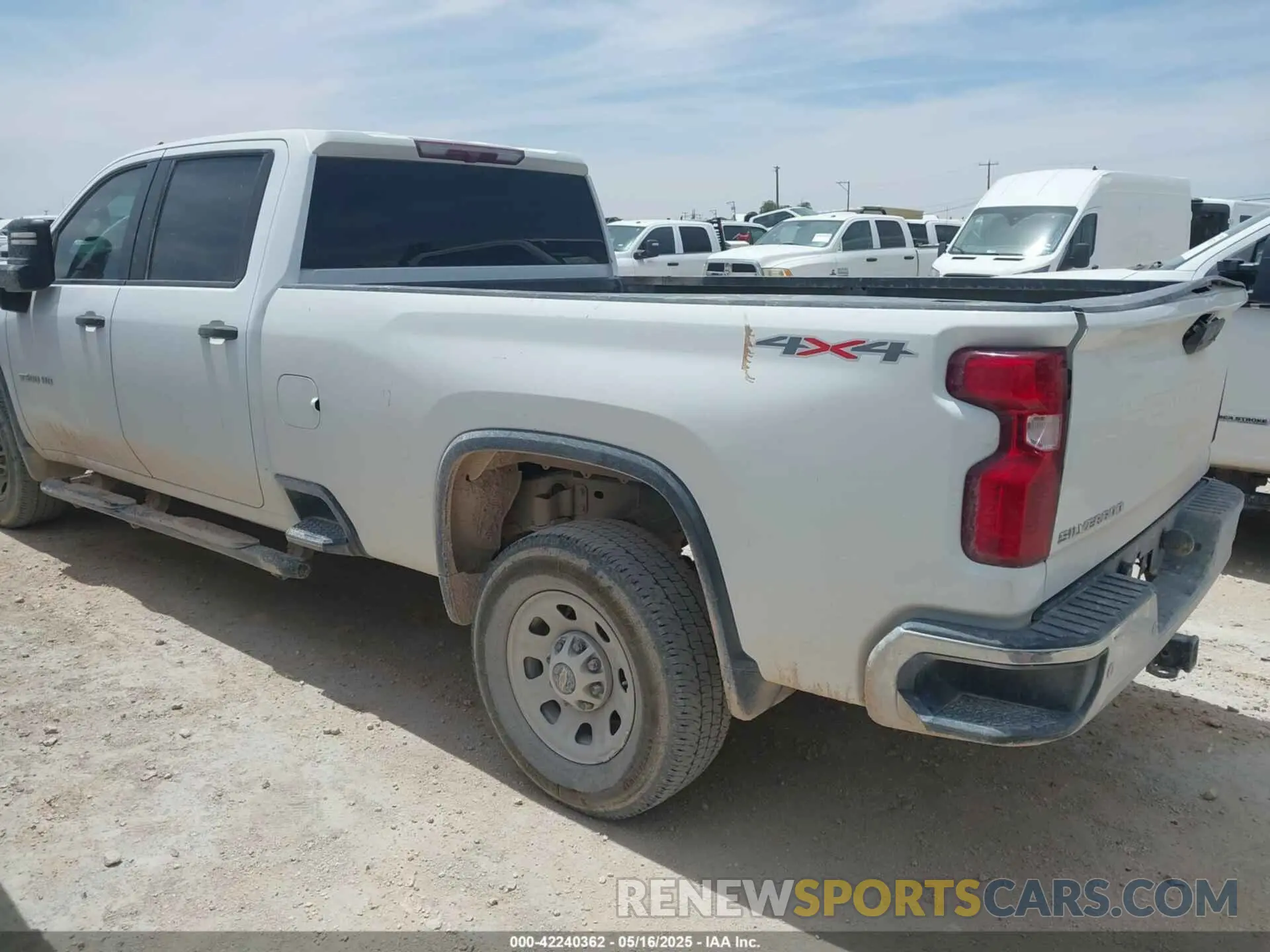 3 fotografías del automóvil dañado 1GC4YSE7XNF196447 CHEVROLET SILVERADO 3500HD 2022