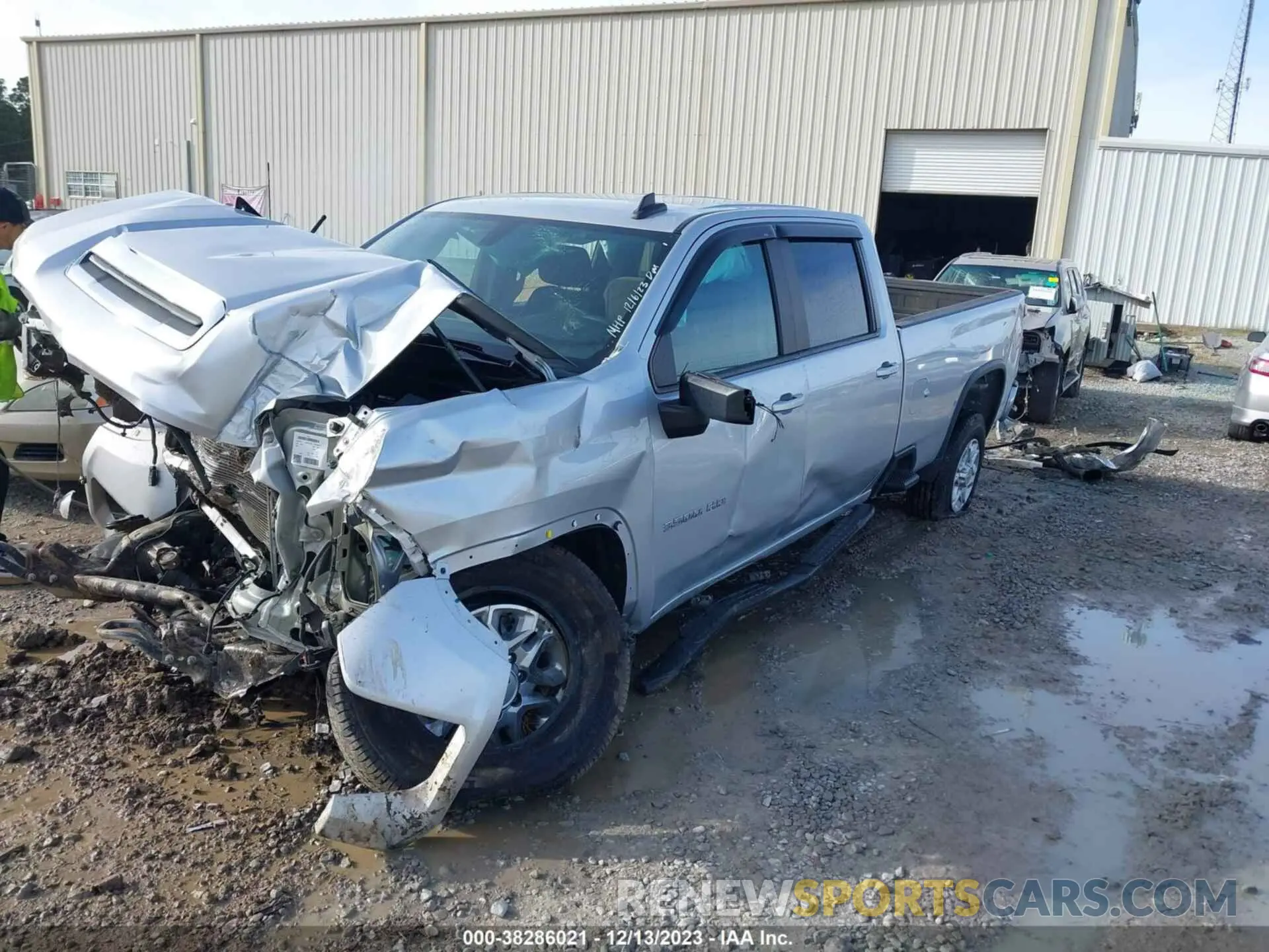 2 fotografías del automóvil dañado 1GC4YTE74NF197129 CHEVROLET SILVERADO 3500HD 2022