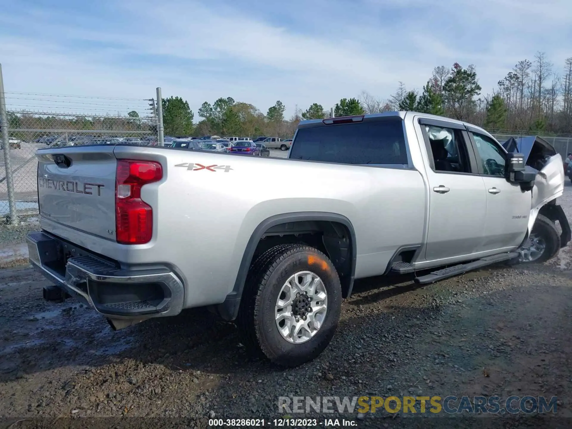 4 fotografías del automóvil dañado 1GC4YTE74NF197129 CHEVROLET SILVERADO 3500HD 2022
