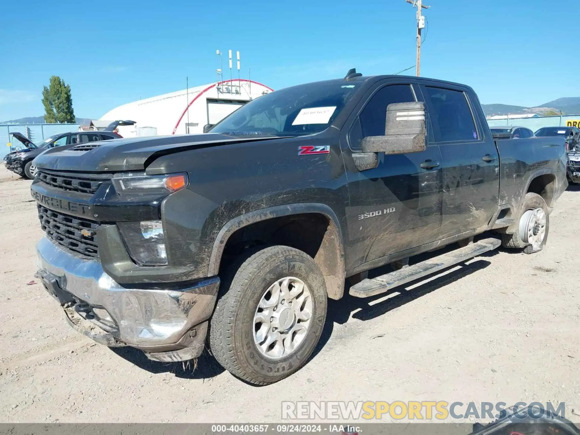 2 fotografías del automóvil dañado 1GC4YTEY6NF360193 CHEVROLET SILVERADO 3500HD 2022