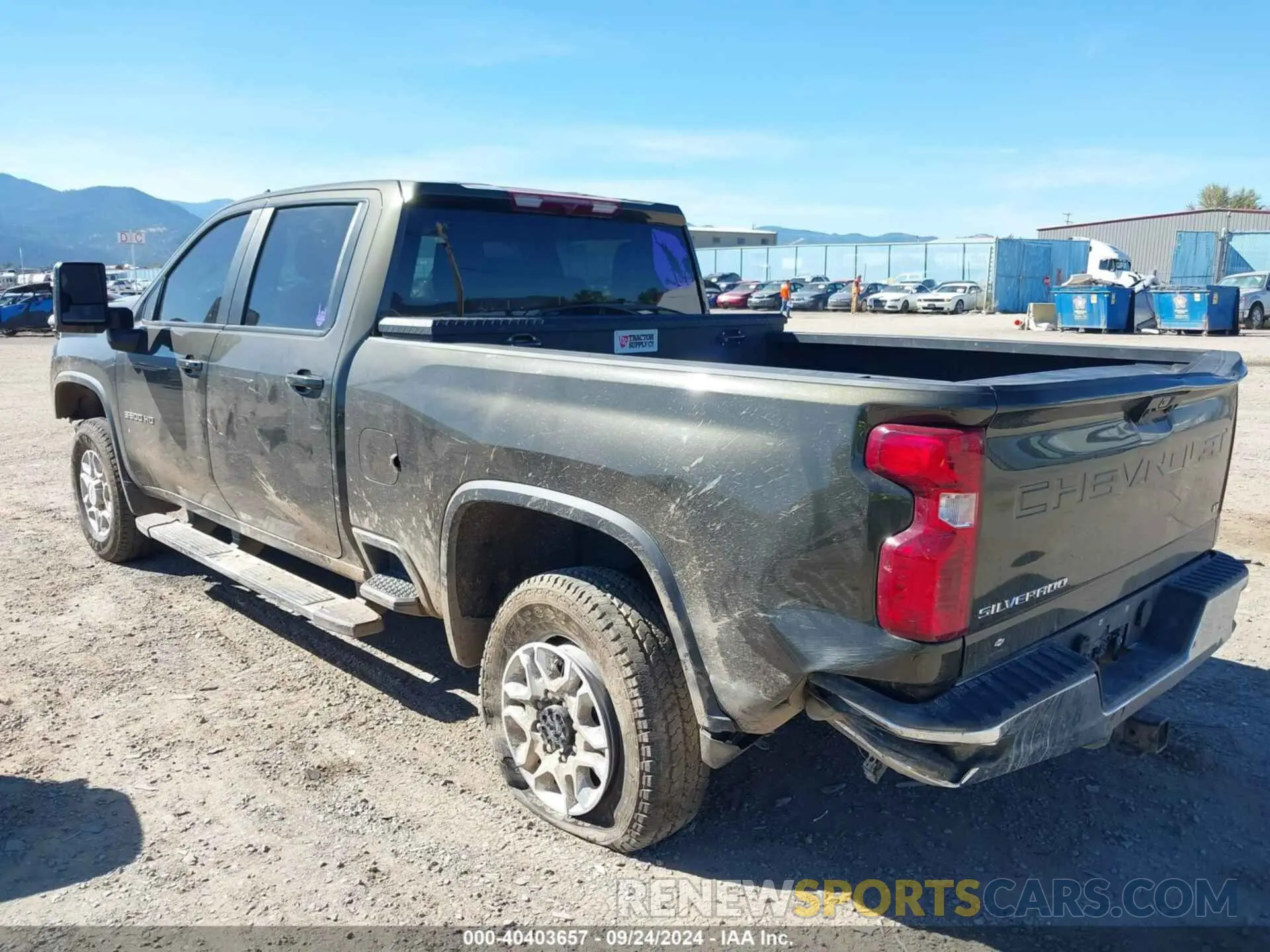 3 fotografías del automóvil dañado 1GC4YTEY6NF360193 CHEVROLET SILVERADO 3500HD 2022