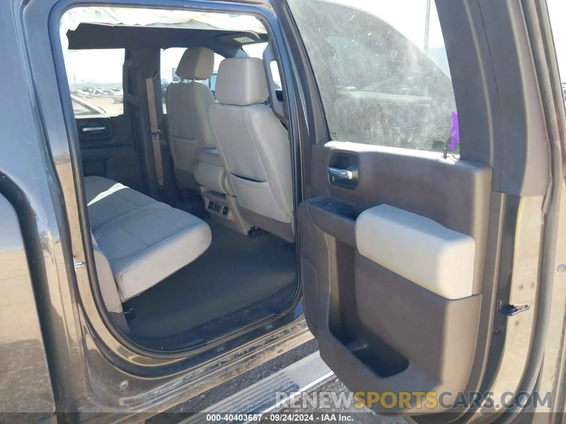 8 fotografías del automóvil dañado 1GC4YTEY6NF360193 CHEVROLET SILVERADO 3500HD 2022