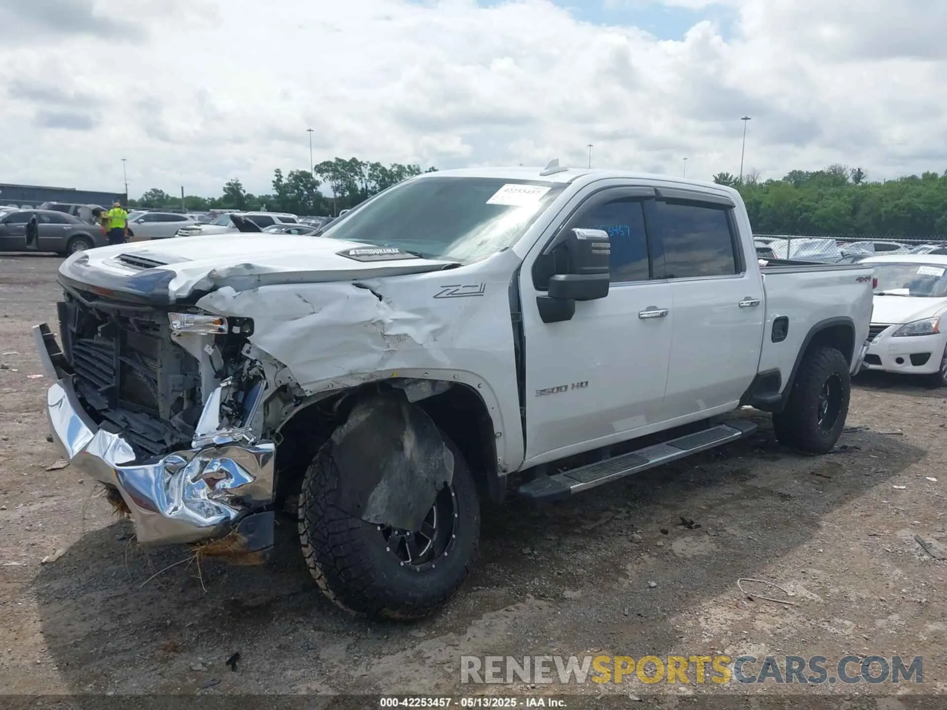 17 fotografías del automóvil dañado 1GC4YUEY6NF116999 CHEVROLET SILVERADO 3500HD 2022