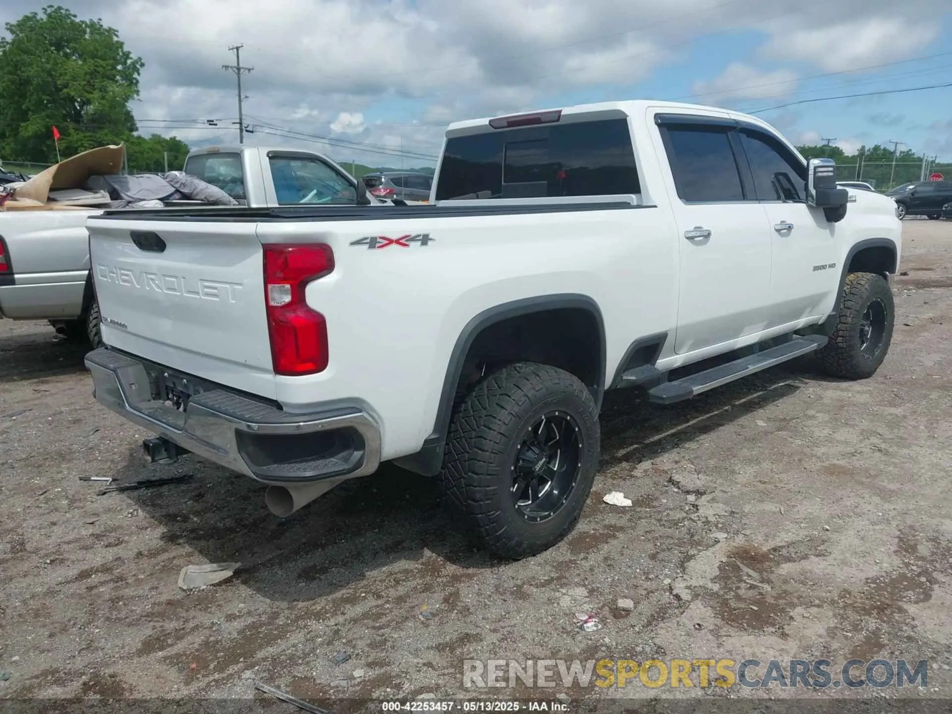 4 fotografías del automóvil dañado 1GC4YUEY6NF116999 CHEVROLET SILVERADO 3500HD 2022