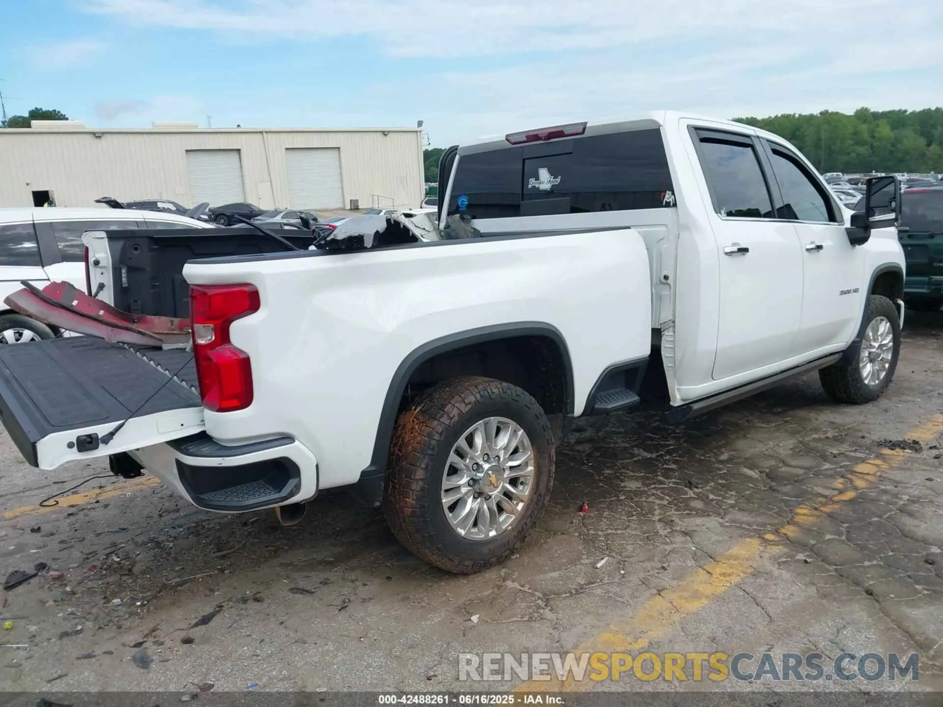 4 fotografías del automóvil dañado 1GC4YVEY2NF120358 CHEVROLET SILVERADO 3500HD 2022