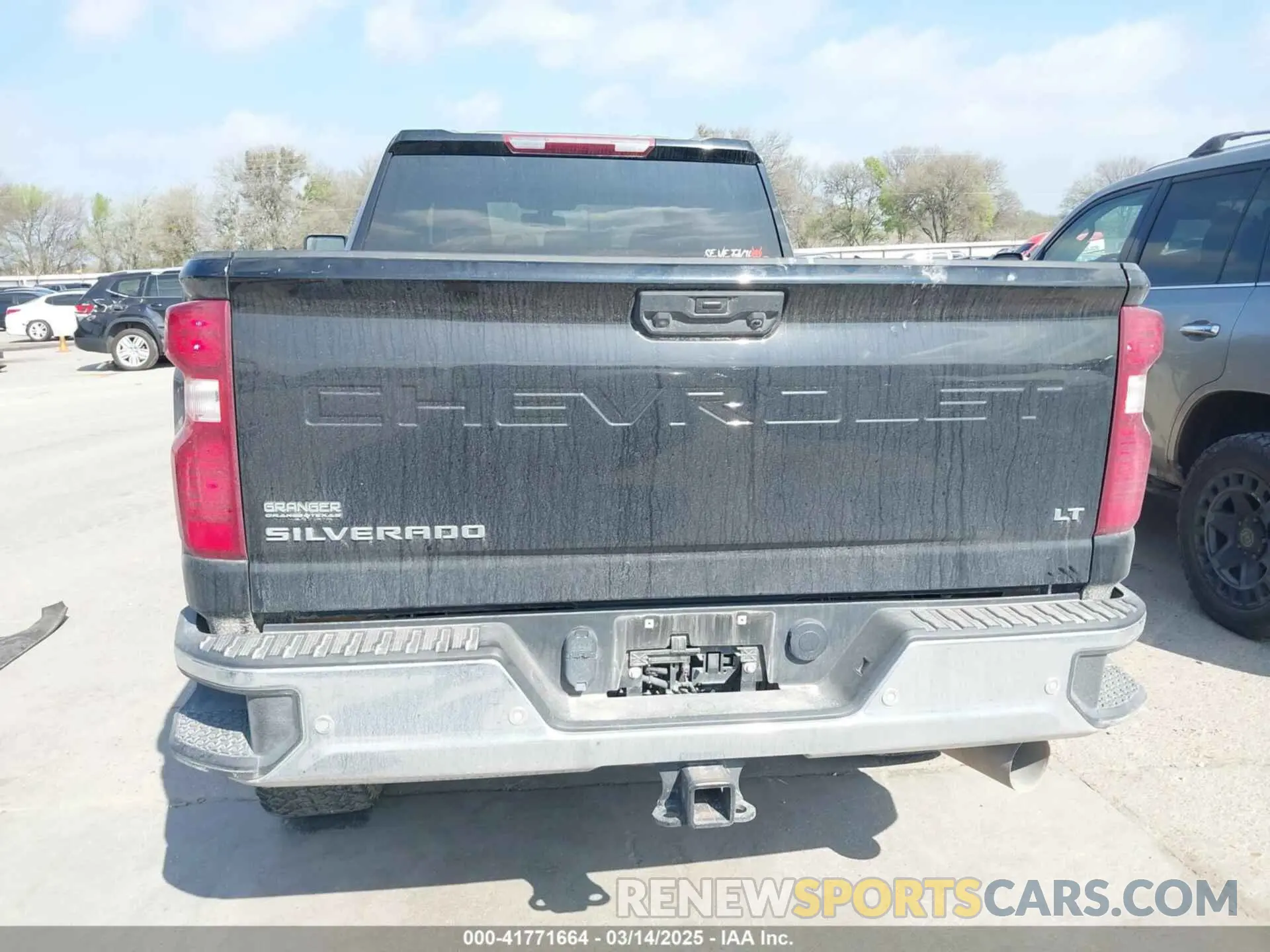 16 fotografías del automóvil dañado 2GC4WSEY2N1100168 CHEVROLET SILVERADO 3500HD 2022