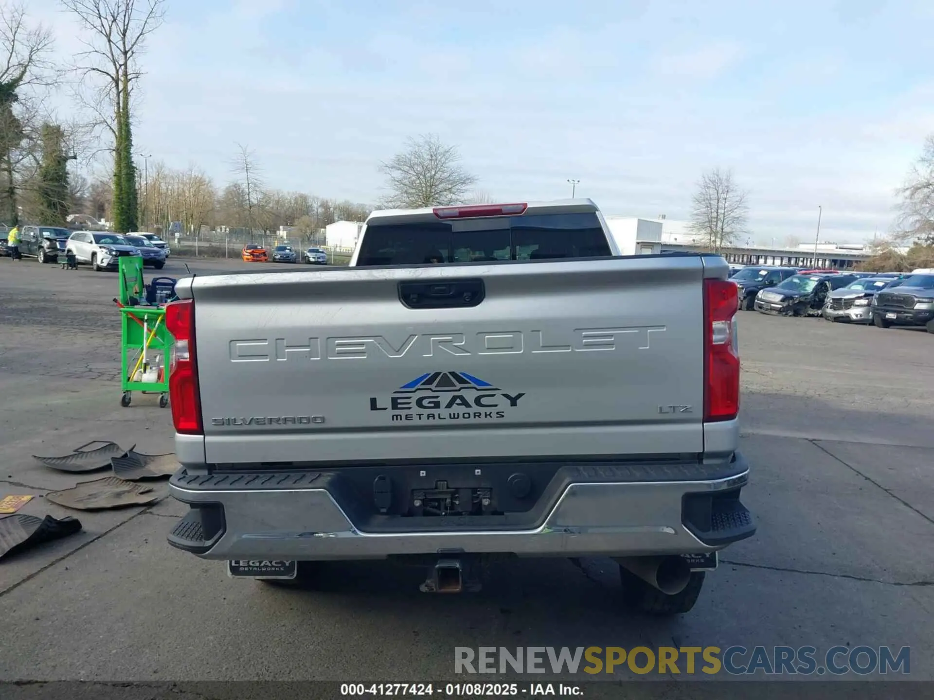 15 fotografías del automóvil dañado 2GC4YUEY9N1242720 CHEVROLET SILVERADO 3500HD 2022
