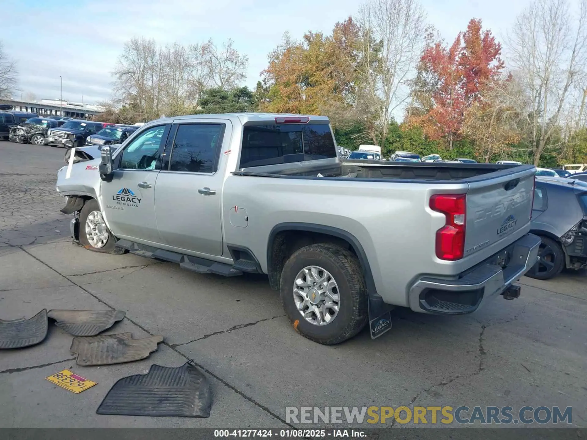 3 fotografías del automóvil dañado 2GC4YUEY9N1242720 CHEVROLET SILVERADO 3500HD 2022