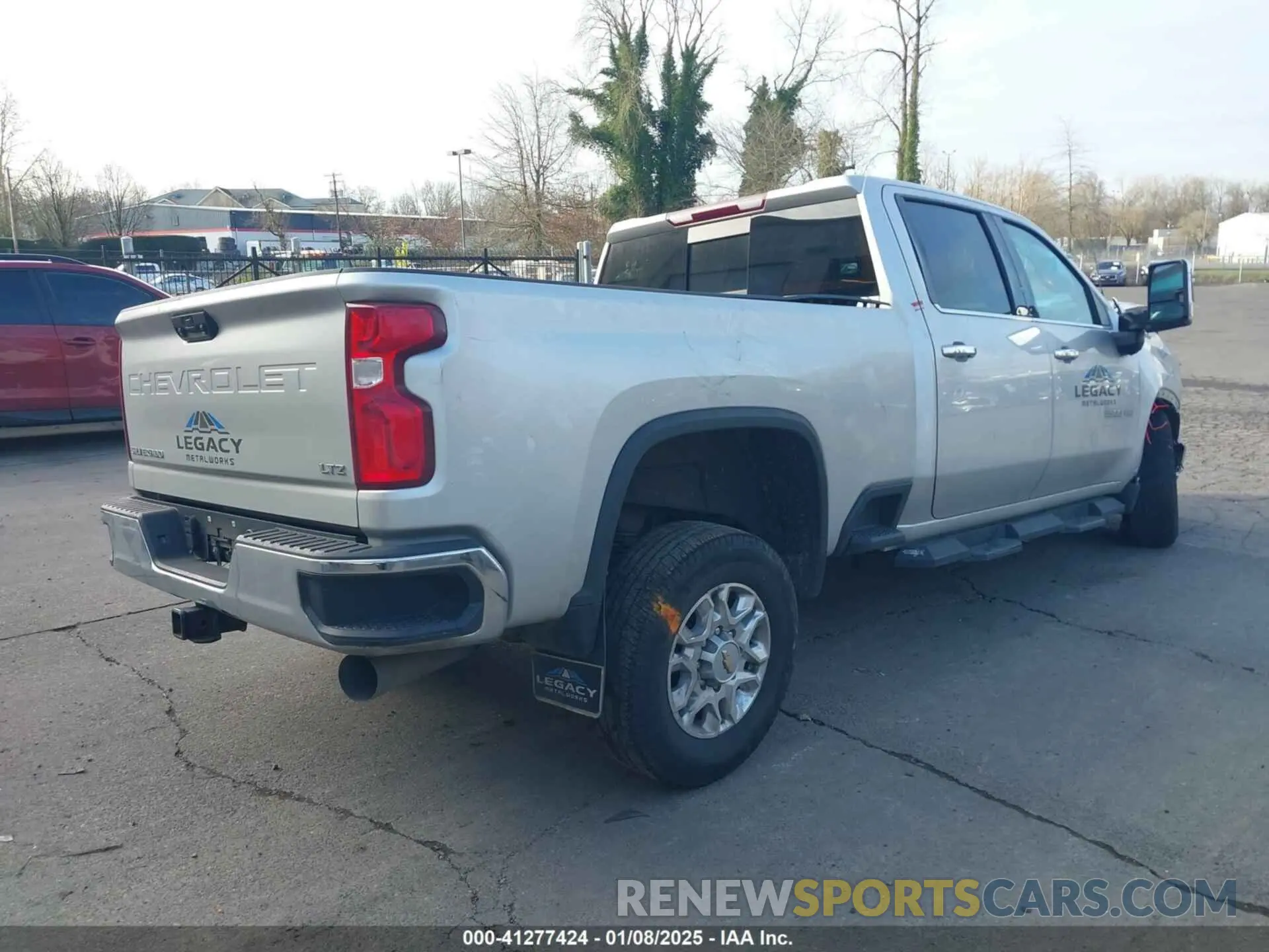 4 fotografías del automóvil dañado 2GC4YUEY9N1242720 CHEVROLET SILVERADO 3500HD 2022