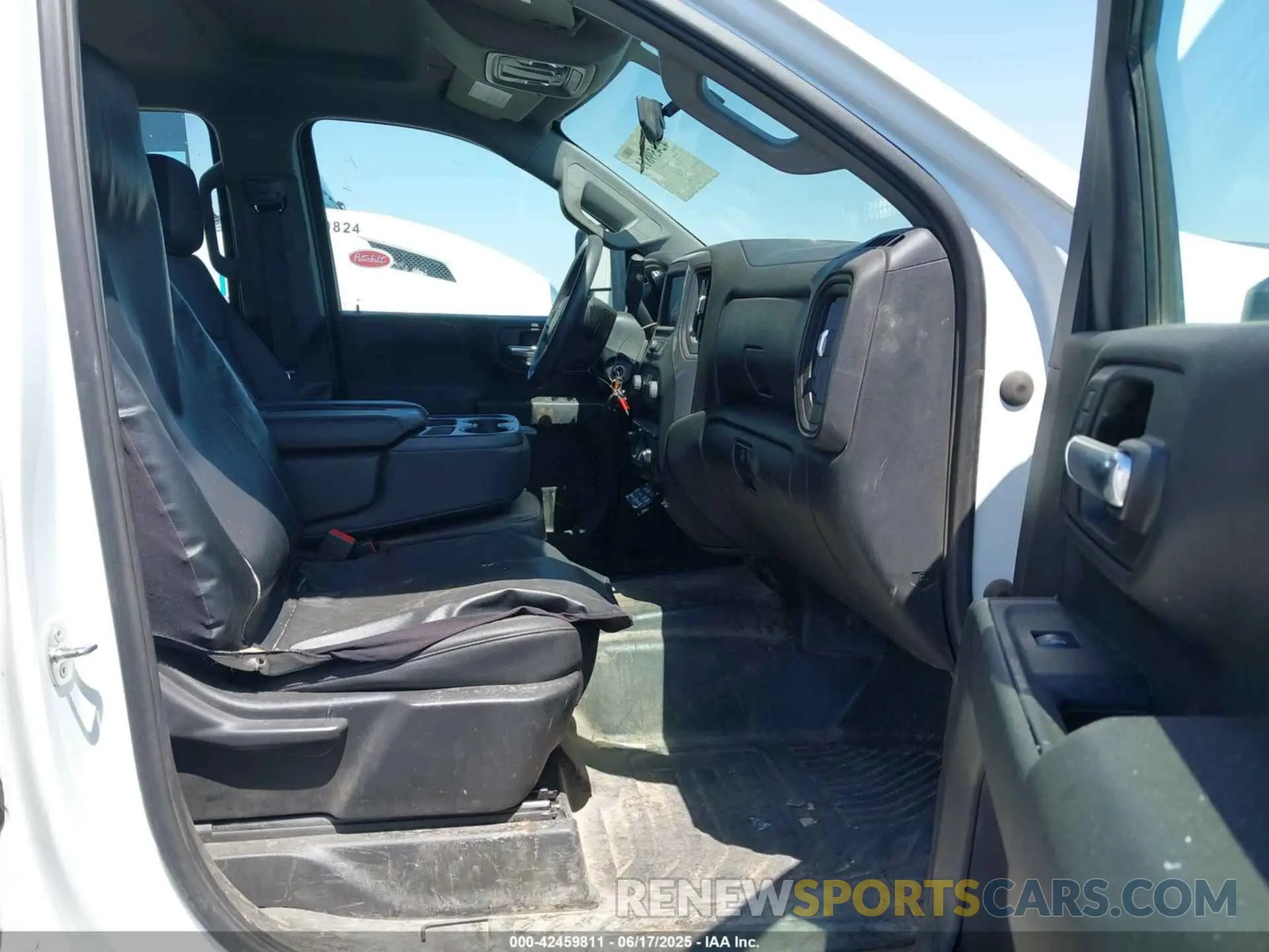6 fotografías del automóvil dañado 1GC5YSE71PF234946 CHEVROLET SILVERADO 3500HD 2023
