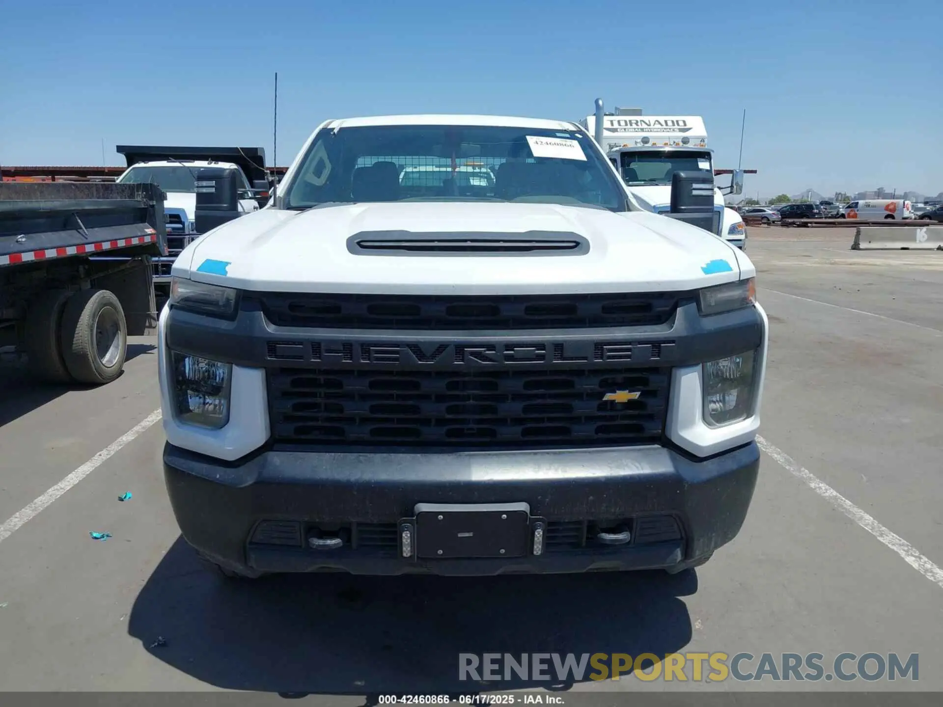 12 fotografías del automóvil dañado 1GC5YSE7XPF236209 CHEVROLET SILVERADO 3500HD 2023