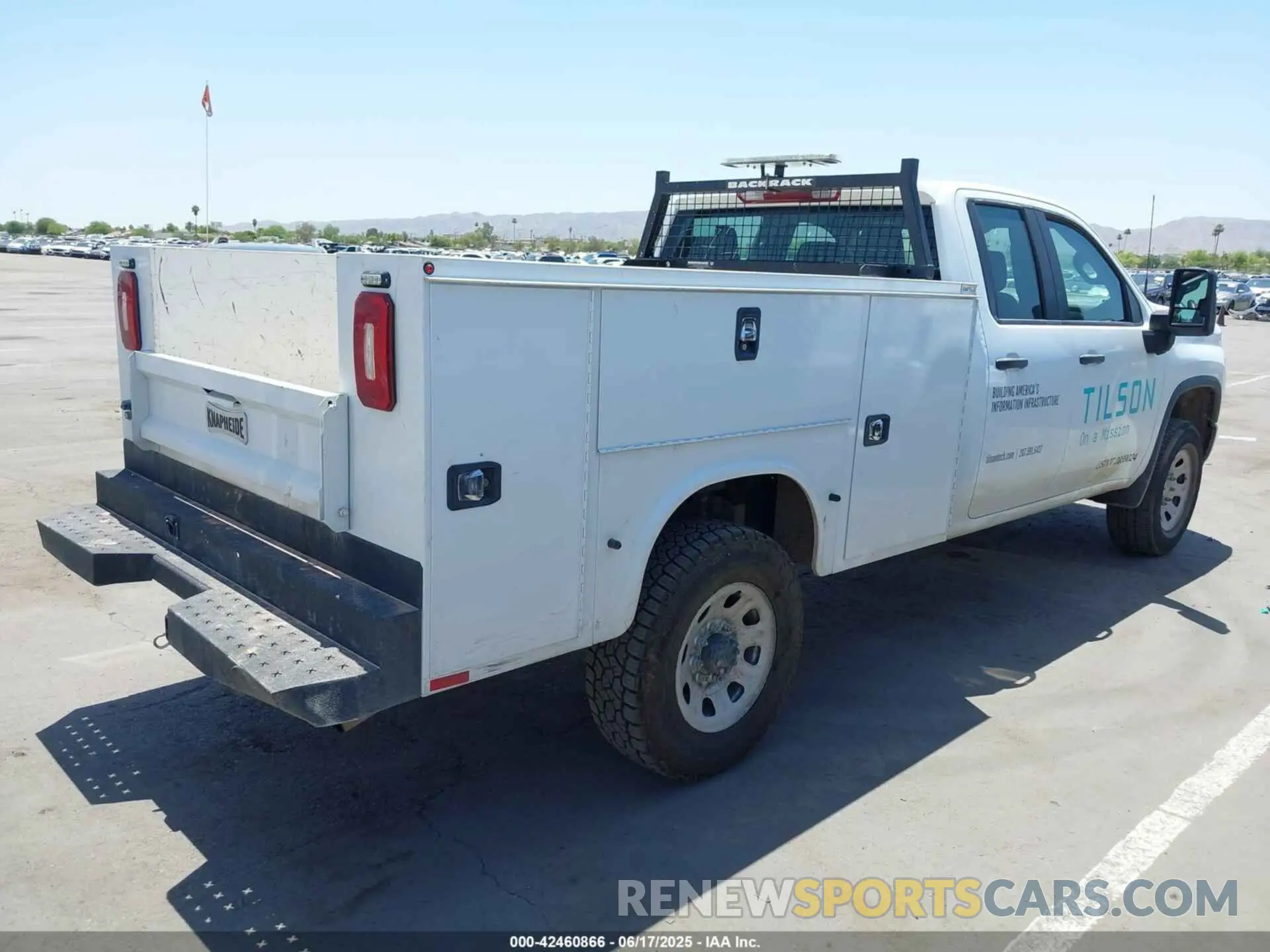 4 fotografías del automóvil dañado 1GC5YSE7XPF236209 CHEVROLET SILVERADO 3500HD 2023