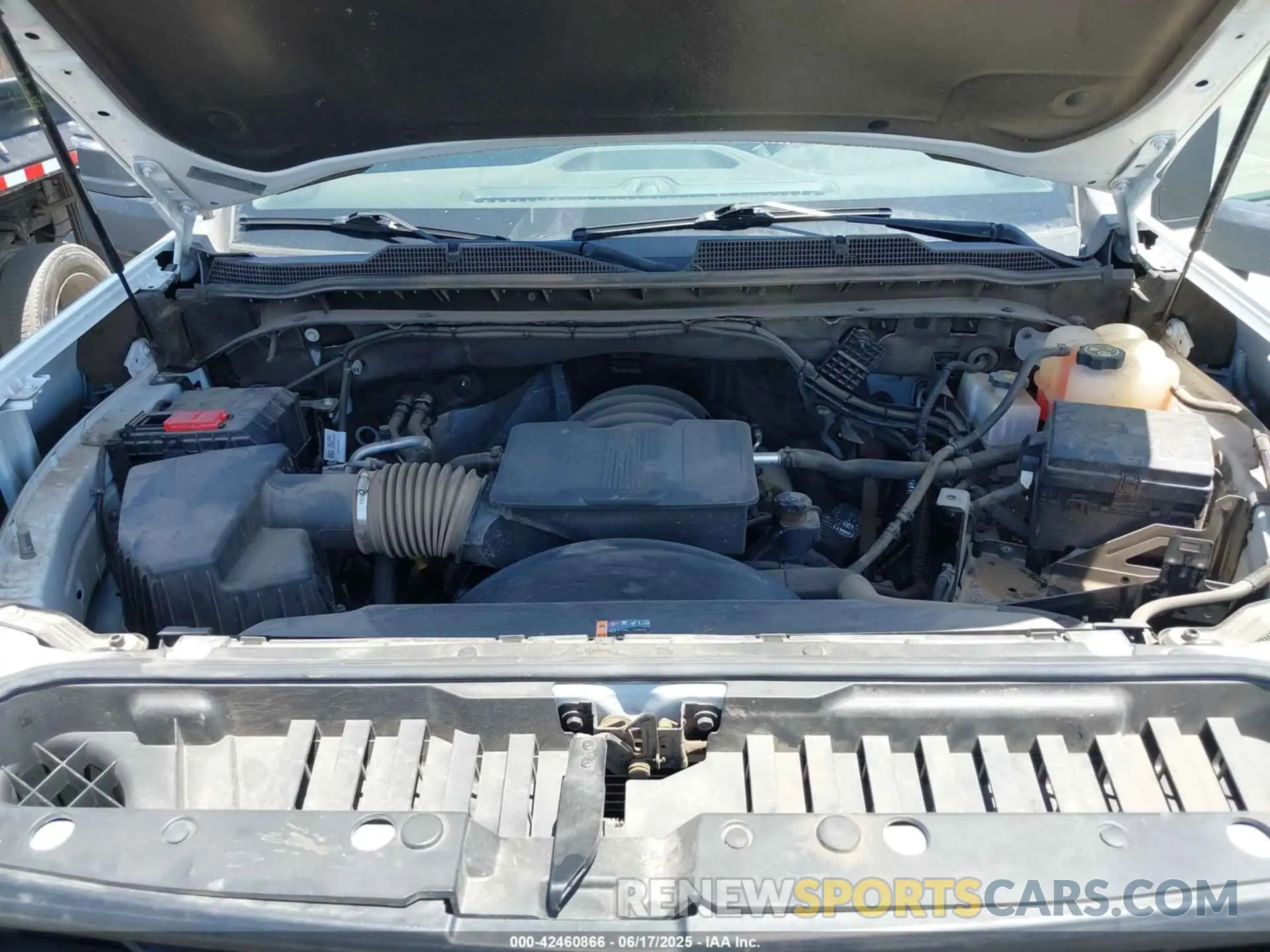 9 fotografías del automóvil dañado 1GC5YSE7XPF236209 CHEVROLET SILVERADO 3500HD 2023