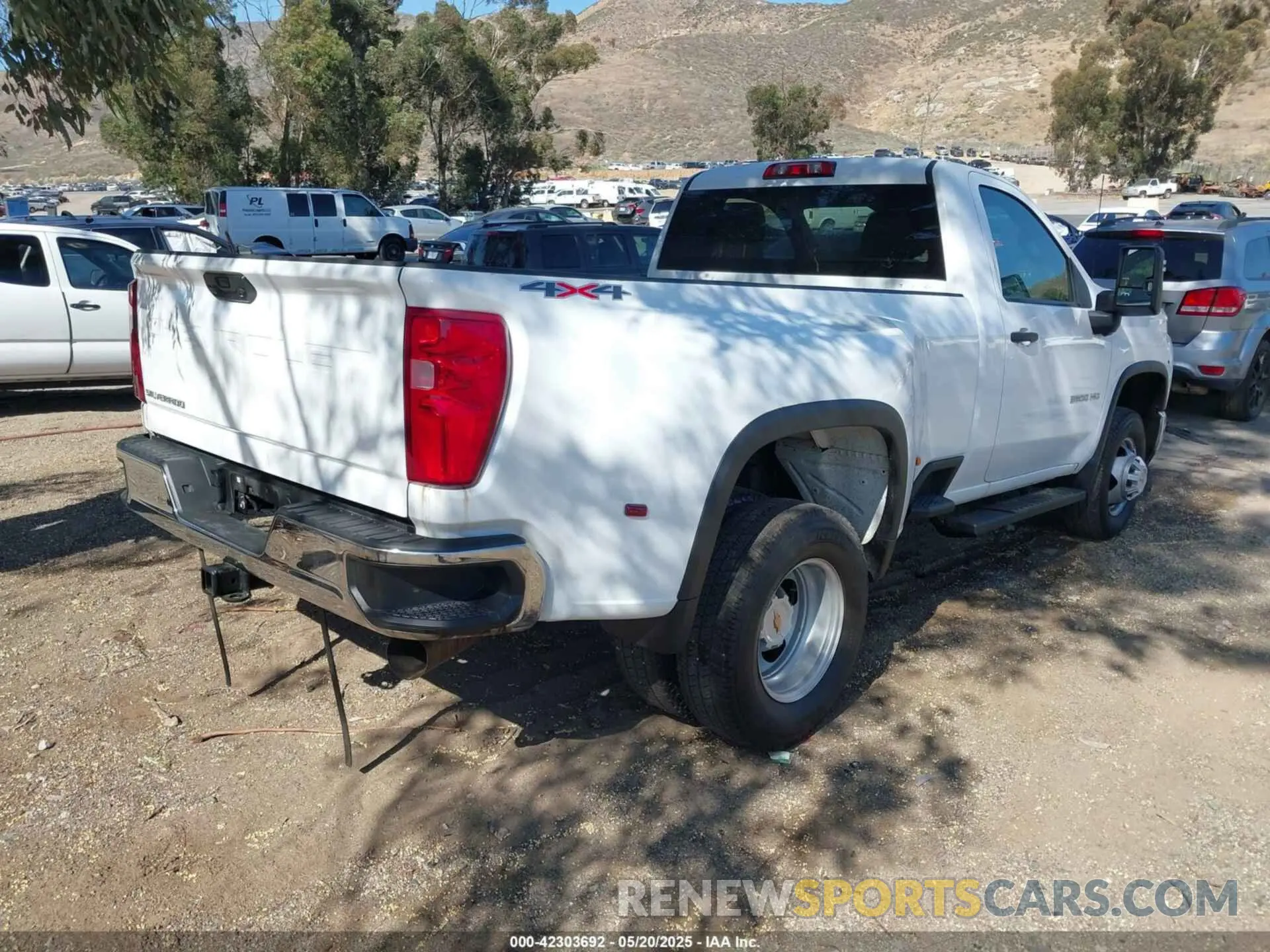 4 fotografías del automóvil dañado 1GC3YSEY8RF387083 CHEVROLET SILVERADO 3500HD 2024