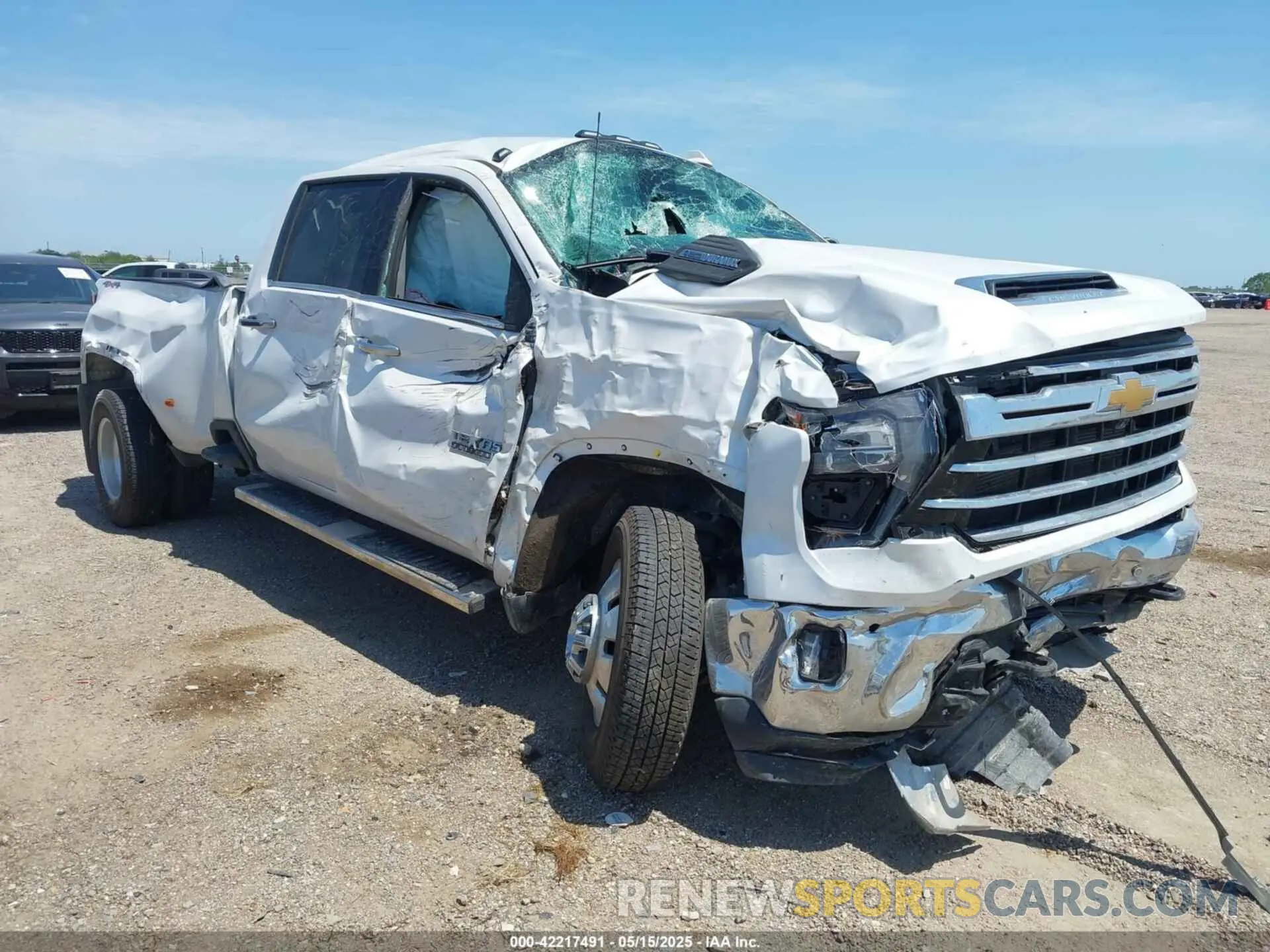 1 fotografías del automóvil dañado 1GC4YUEY0RF196337 CHEVROLET SILVERADO 3500HD 2024