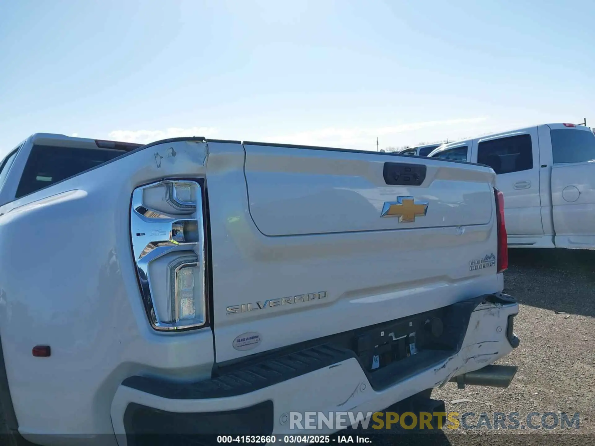 13 fotografías del automóvil dañado 1GC4YVE75RF314962 CHEVROLET SILVERADO 3500HD 2024