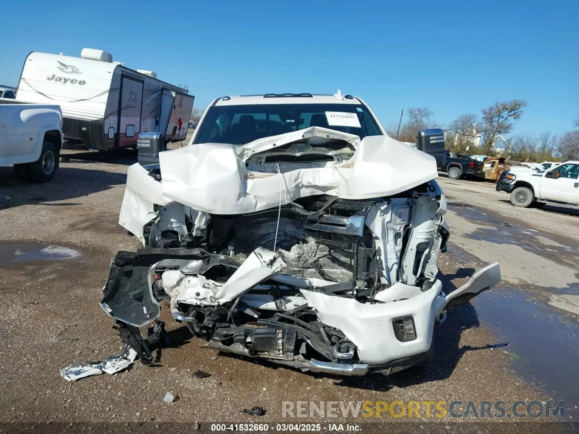 15 fotografías del automóvil dañado 1GC4YVE75RF314962 CHEVROLET SILVERADO 3500HD 2024