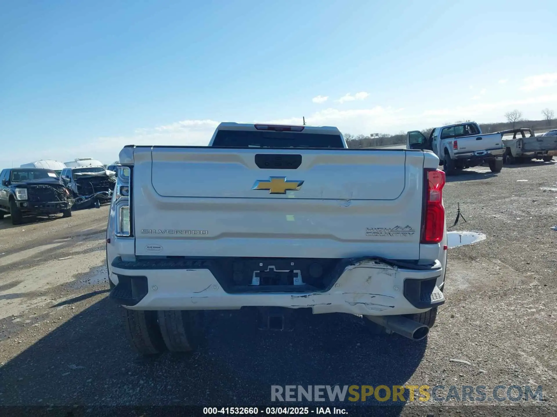 18 fotografías del automóvil dañado 1GC4YVE75RF314962 CHEVROLET SILVERADO 3500HD 2024