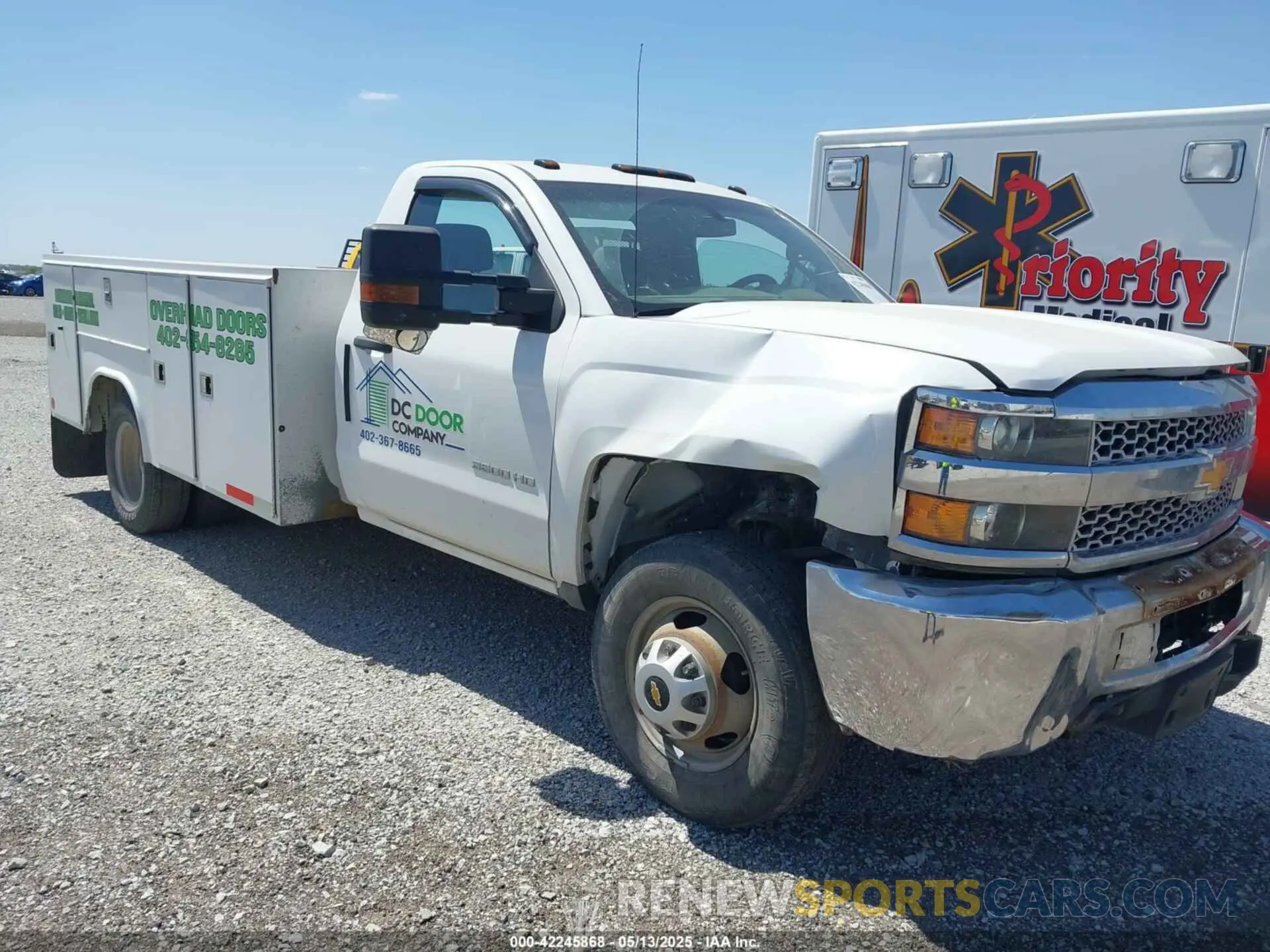 1 fotografías del automóvil dañado 1GB3CVCG5KF192739 CHEVROLET SILVERADO 3500HD CHASSIS 2019