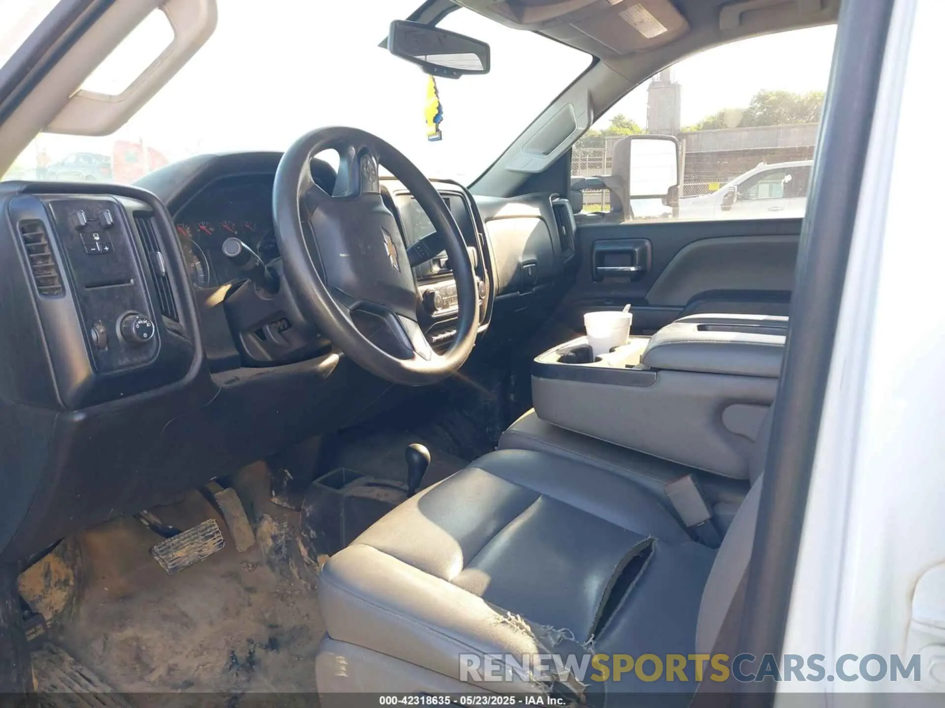 5 fotografías del automóvil dañado 1GB4KVCY0KF235416 CHEVROLET SILVERADO 3500HD CHASSIS 2019