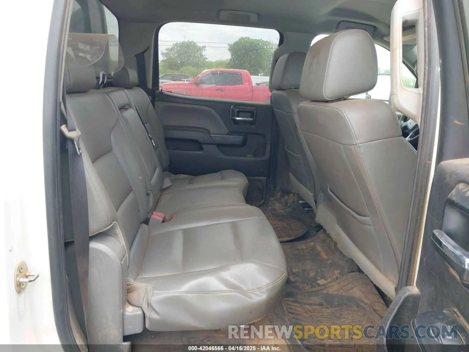 6 fotografías del automóvil dañado 1GB4KVCY1KF160662 CHEVROLET SILVERADO 3500HD CHASSIS 2019