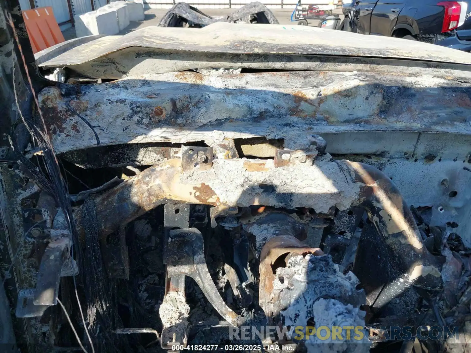 6 fotografías del automóvil dañado 1GB4KVCY5KF103025 CHEVROLET SILVERADO 3500HD CHASSIS 2019