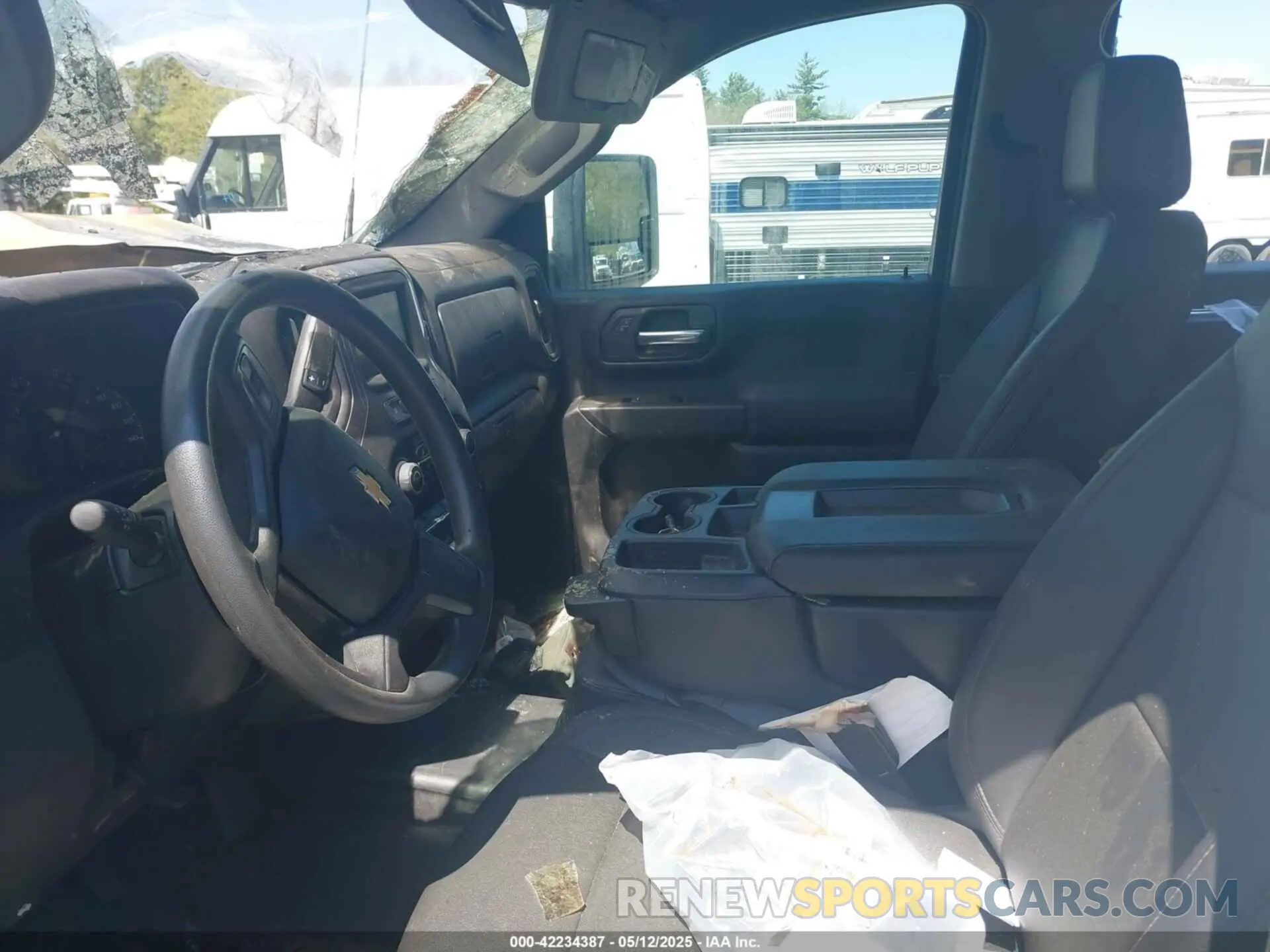 5 fotografías del automóvil dañado 1GB4YSE75NF159407 CHEVROLET SILVERADO 3500HD CHASSIS 2022
