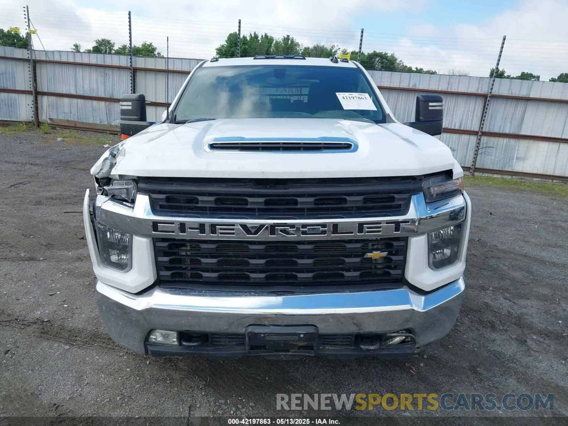 15 fotografías del automóvil dañado 1GB4YTEY8NF244577 CHEVROLET SILVERADO 3500HD CHASSIS 2022