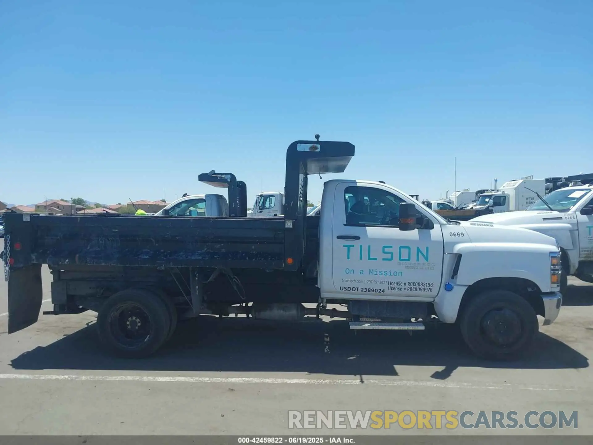13 fotografías del automóvil dañado 1HTKHPVM2NH270946 CHEVROLET SILVERADO 4500HD 2022