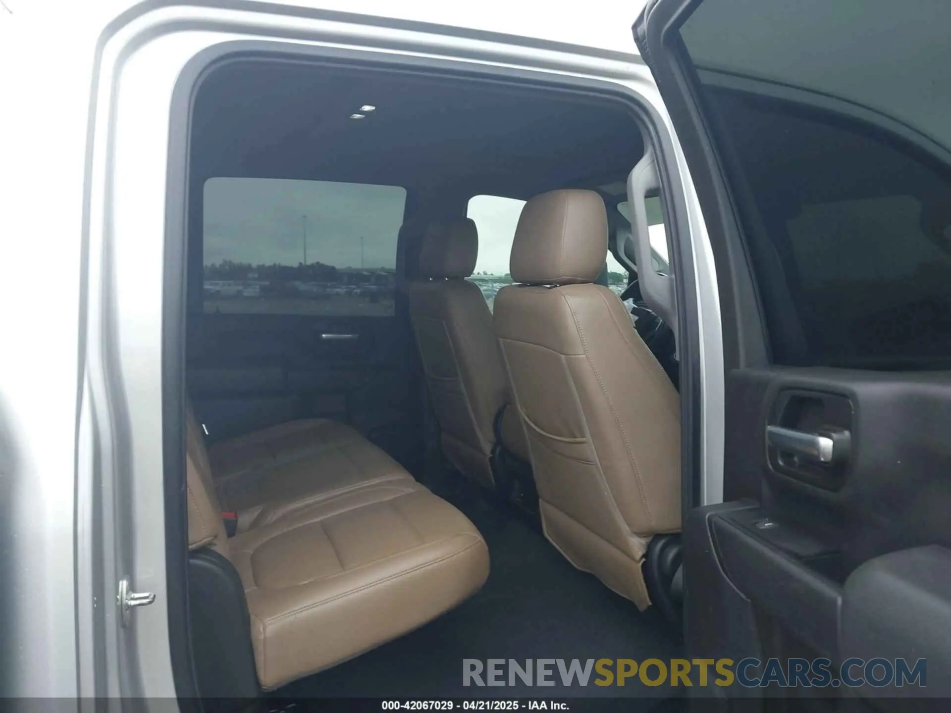 8 fotografías del automóvil dañado 22GC4YMEY9N121065 CHEVROLET SILVERADO HD 2500 2W 2022