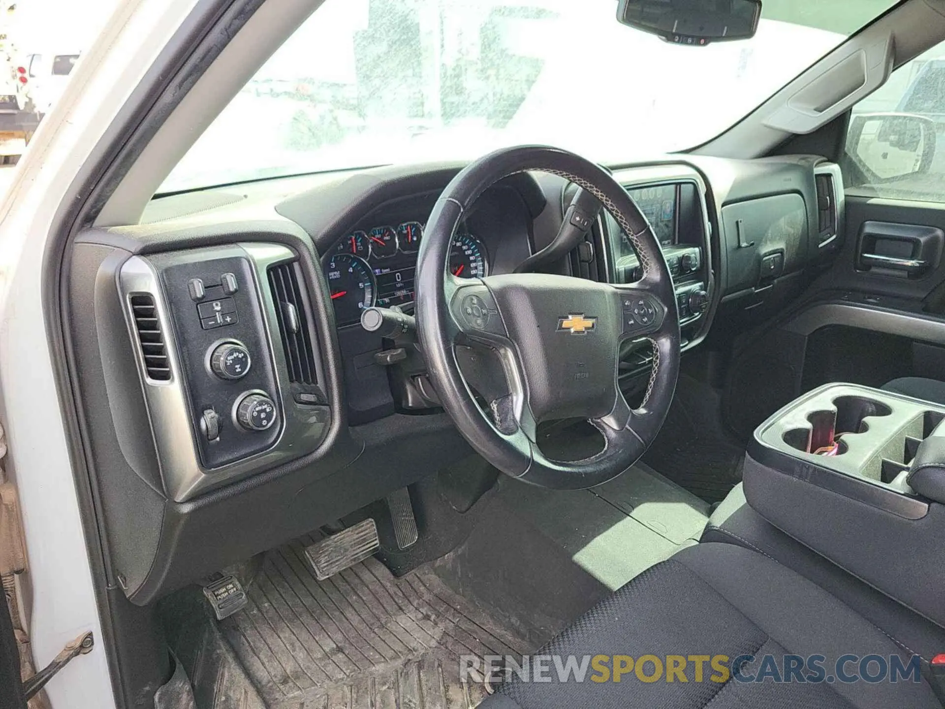 6 fotografías del automóvil dañado 2GCVKPEC3K1128722 CHEVROLET SILVERADO LD 2019