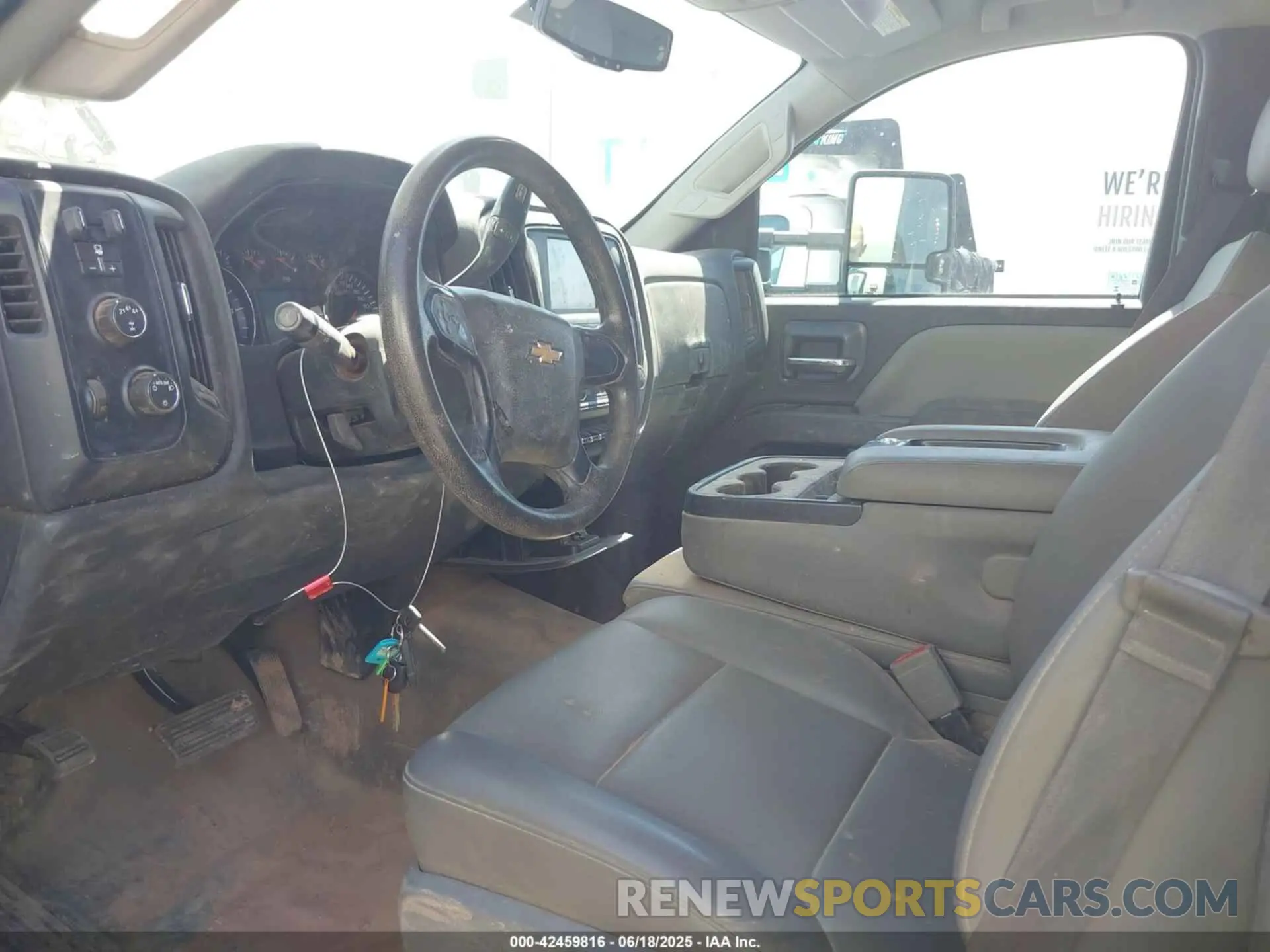 7 fotografías del automóvil dañado 1HTKJPVM1PH507174 CHEVROLET SILVERADO MD 2023