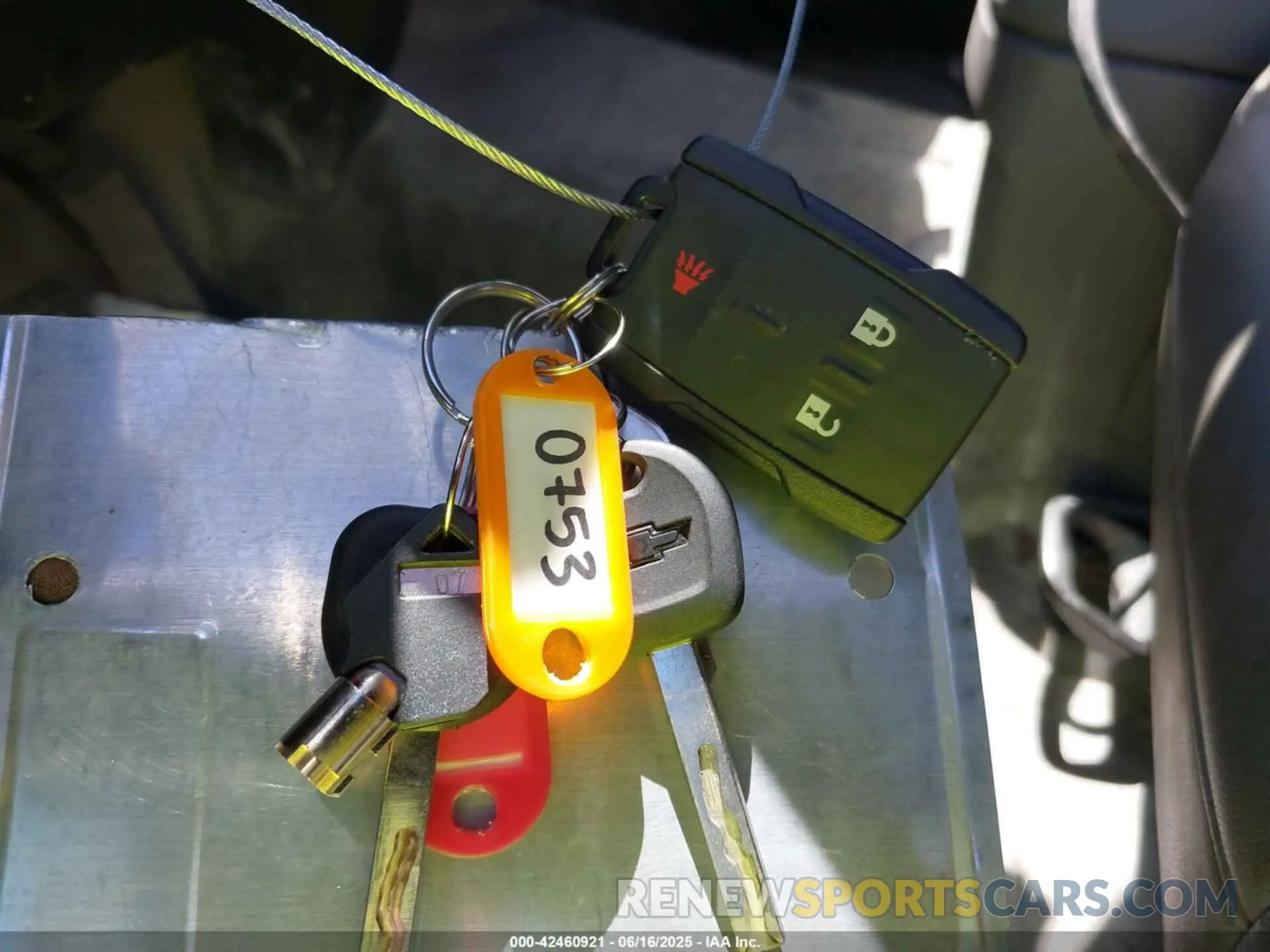 10 fotografías del automóvil dañado 1HTKJPVM2PH218501 CHEVROLET SILVERADO MD 2023