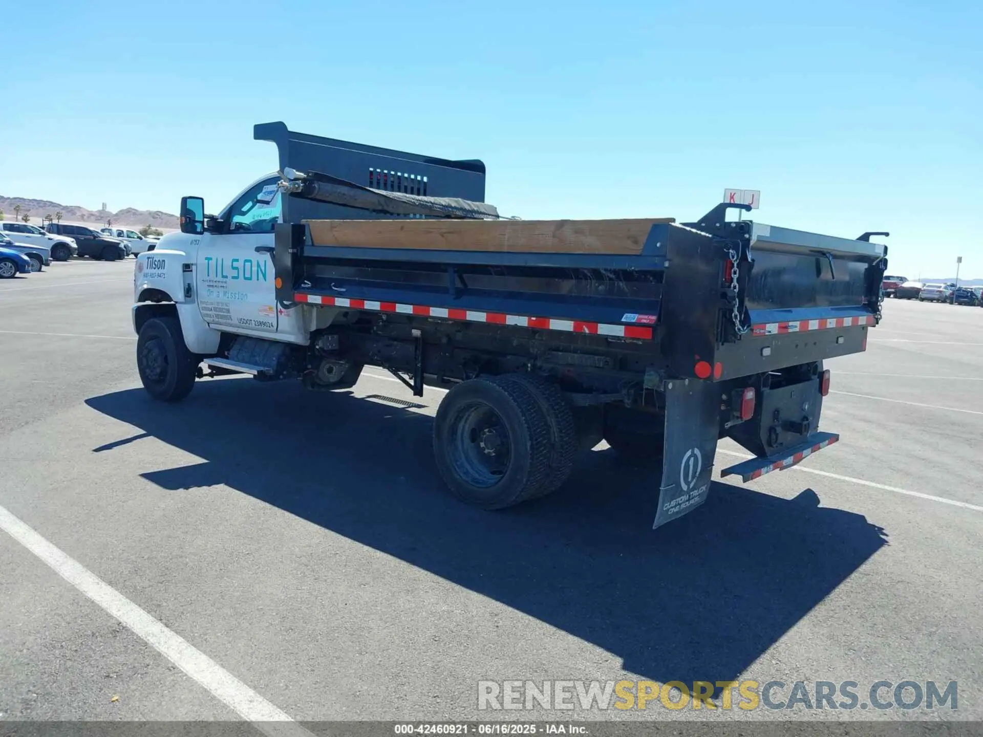 3 fotografías del automóvil dañado 1HTKJPVM2PH218501 CHEVROLET SILVERADO MD 2023