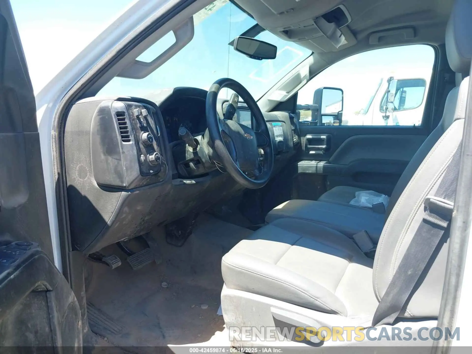 6 fotografías del automóvil dañado 1HTKJPVM2PH508110 CHEVROLET SILVERADO MD 2023