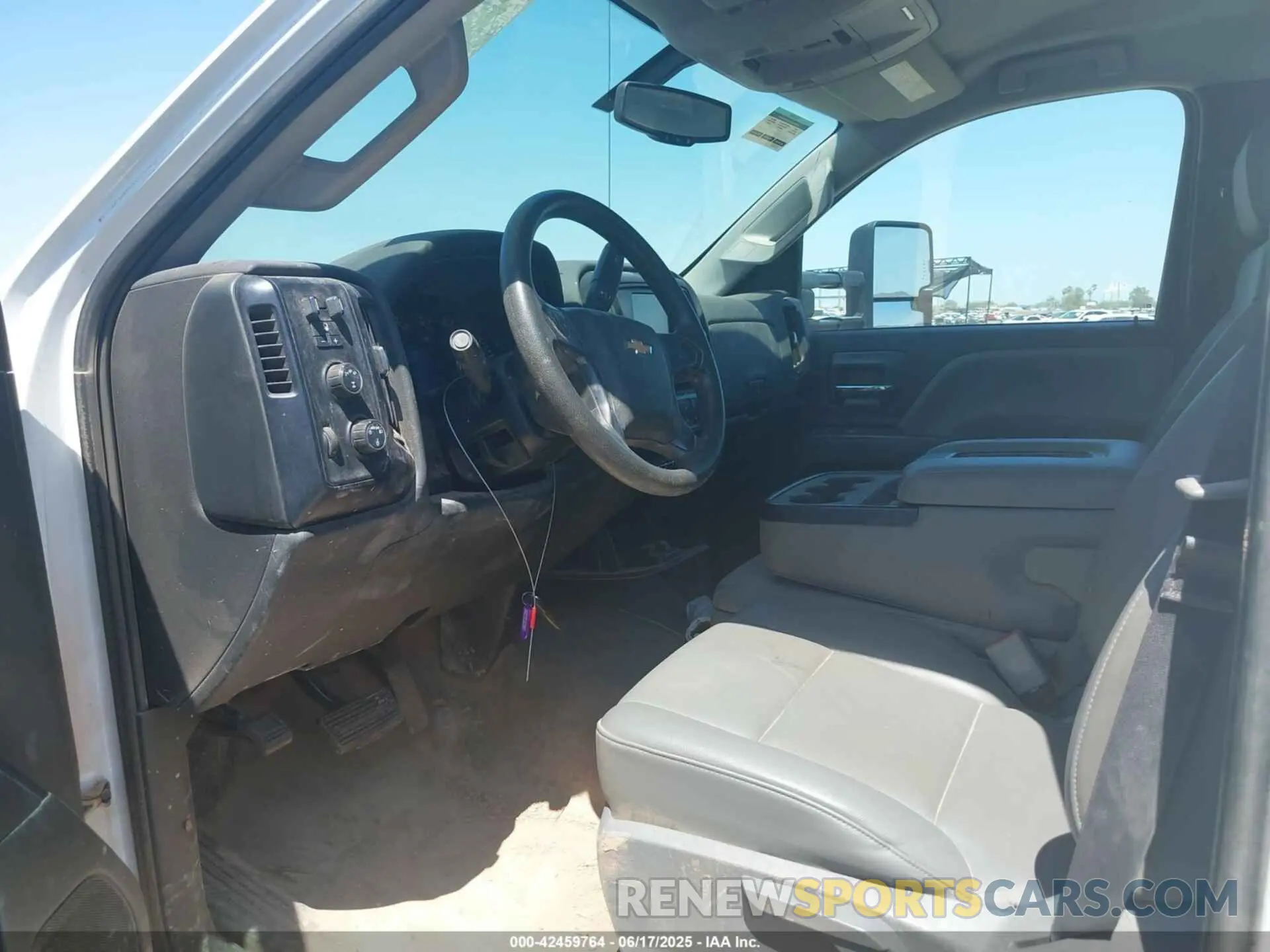 7 fotografías del automóvil dañado 1HTKJPVM2PH699382 CHEVROLET SILVERADO MD 2023