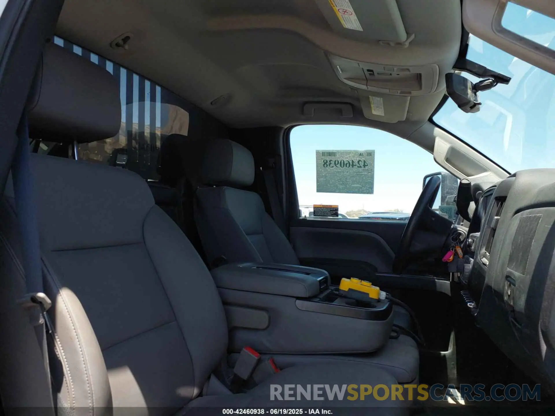 6 fotografías del automóvil dañado 1HTKJPVM5PH508019 CHEVROLET SILVERADO MD 2023