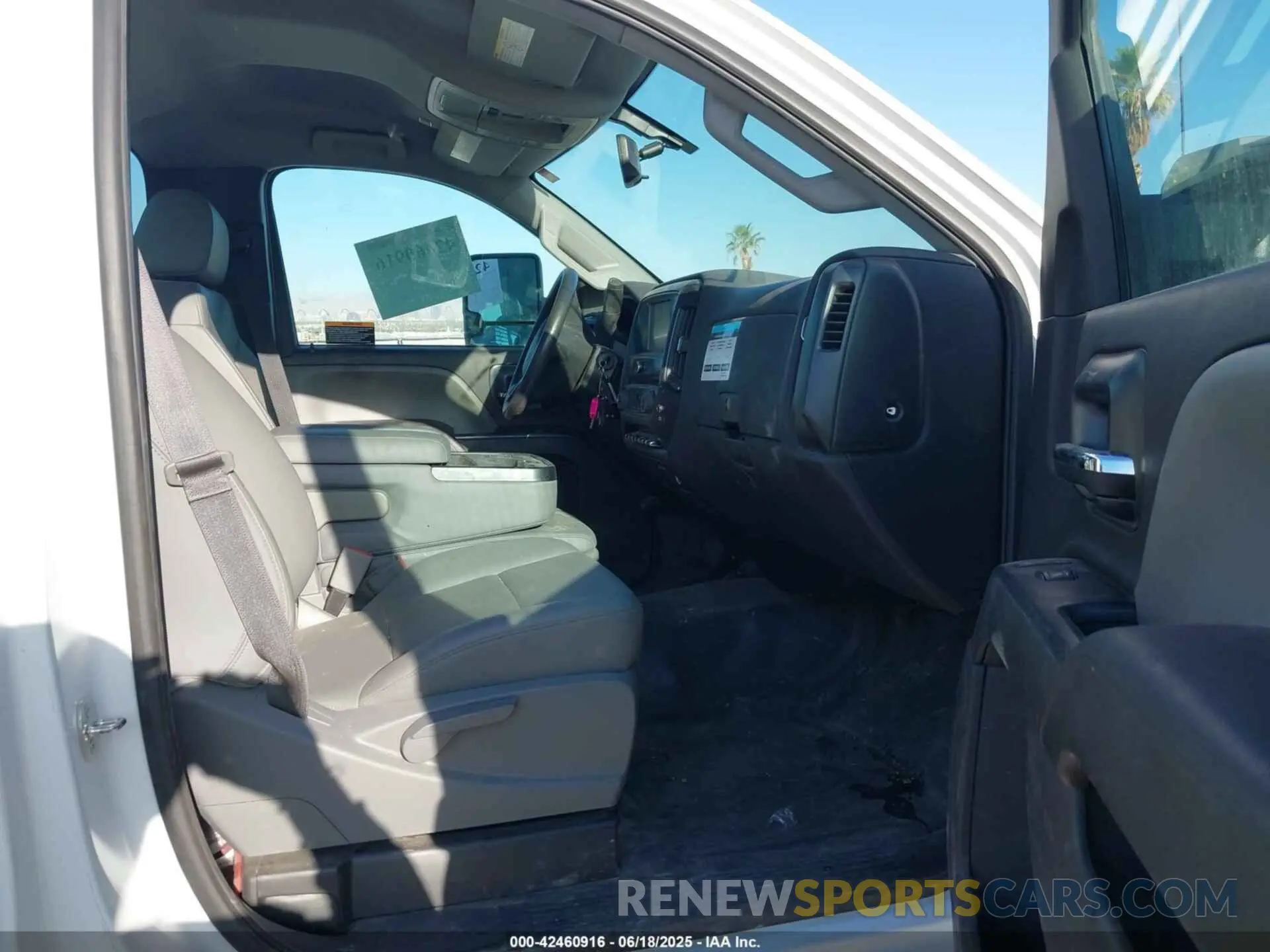 7 fotografías del automóvil dañado 1HTKJPVM5PH699375 CHEVROLET SILVERADO MD 2023