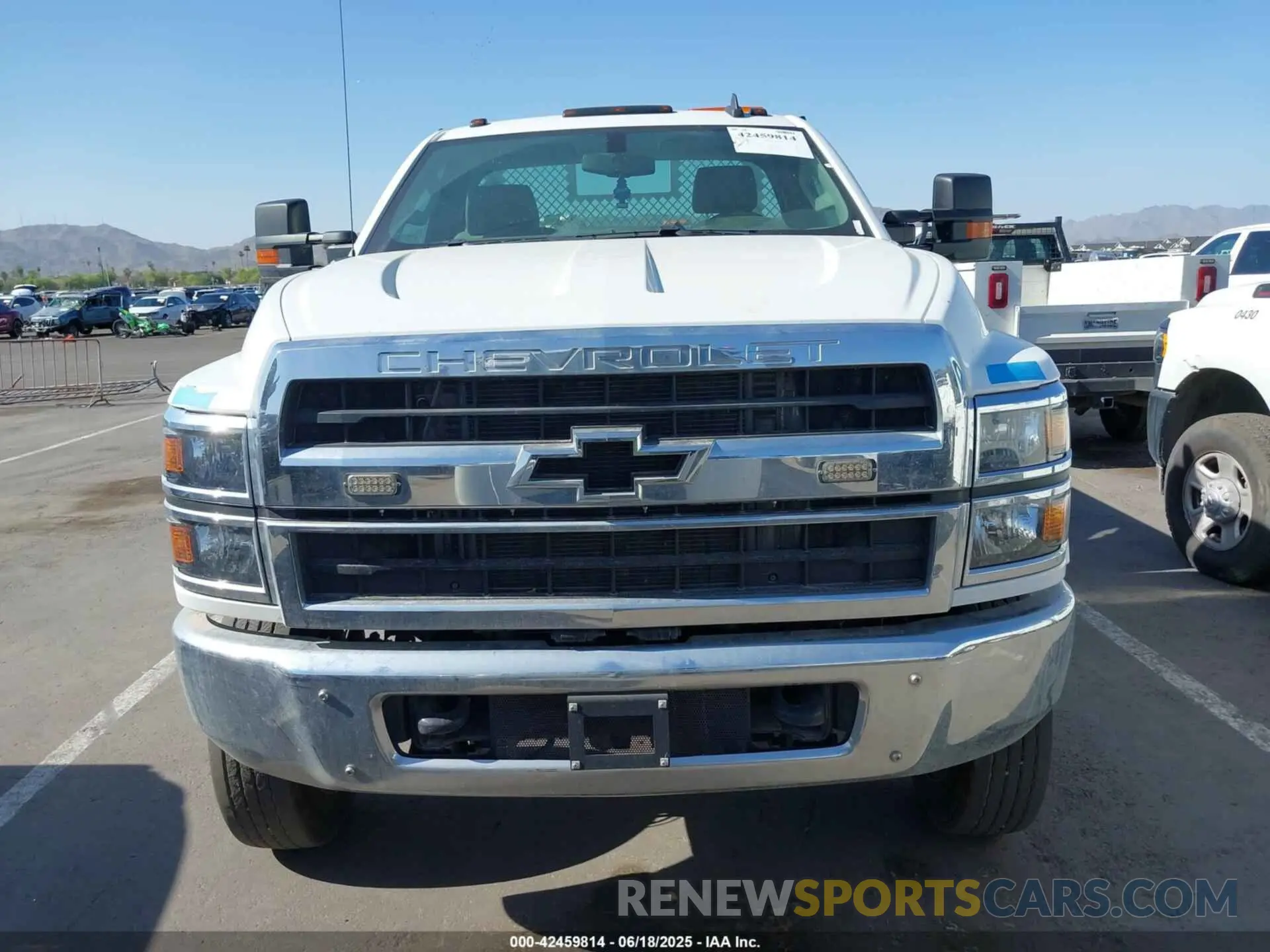 11 fotografías del automóvil dañado 1HTKJPVM6PH130941 CHEVROLET SILVERADO MD 2023