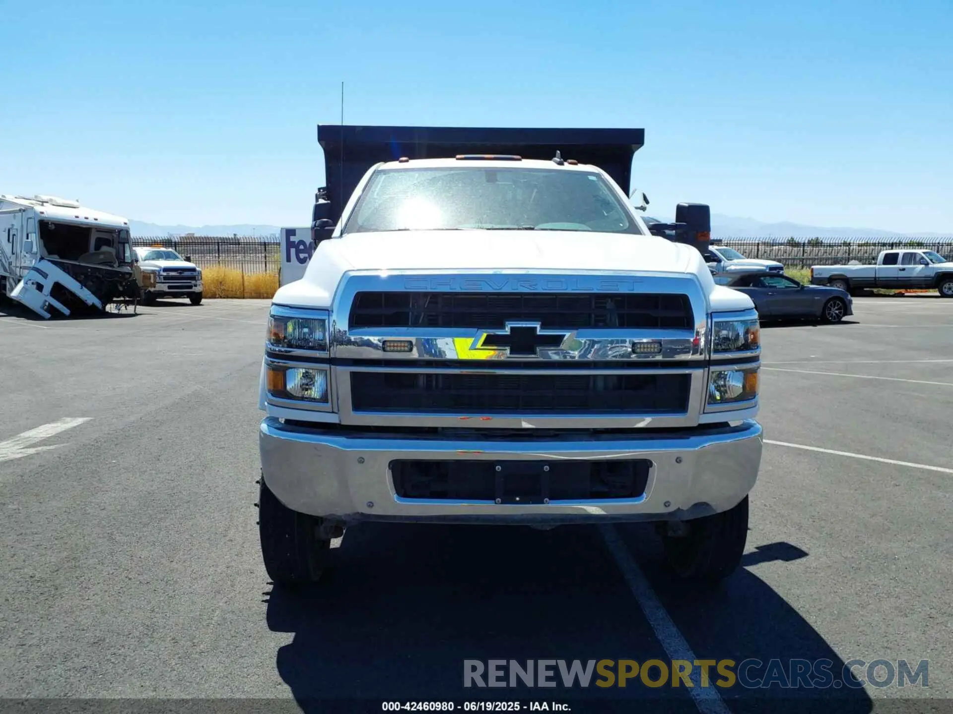 11 fotografías del automóvil dañado 1HTKJPVM6PH507137 CHEVROLET SILVERADO MD 2023