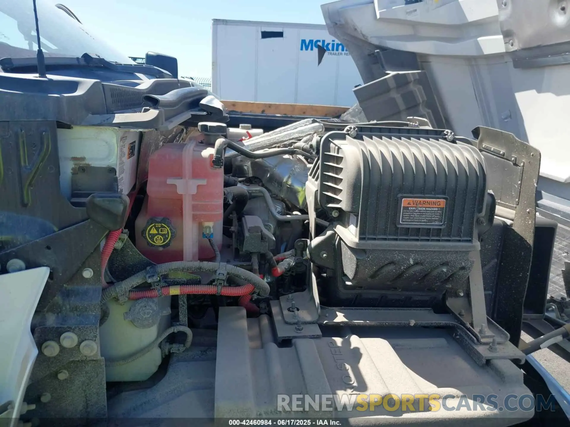 9 fotografías del automóvil dañado 1HTKJPVM9PH125636 CHEVROLET SILVERADO MD 2023