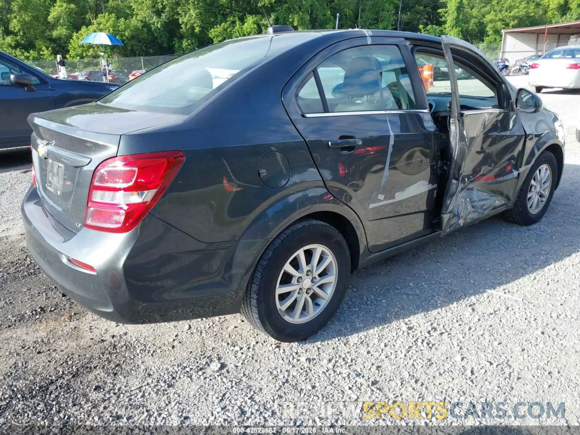 4 fotografías del automóvil dañado 1G1JC5SB9K4129561 CHEVROLET SONIC 2019