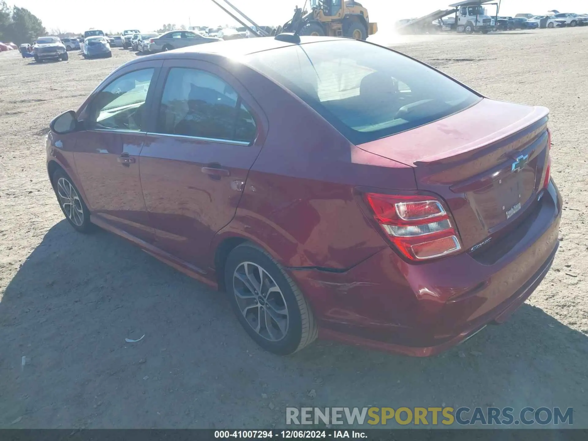 3 fotografías del automóvil dañado 1G1JD5SB0K4115108 CHEVROLET SONIC 2019