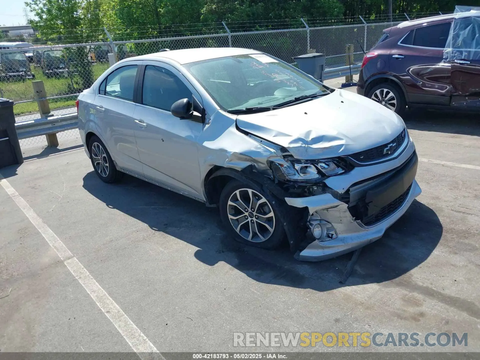 1 fotografías del automóvil dañado 1G1JD5SB3K4112641 CHEVROLET SONIC 2019