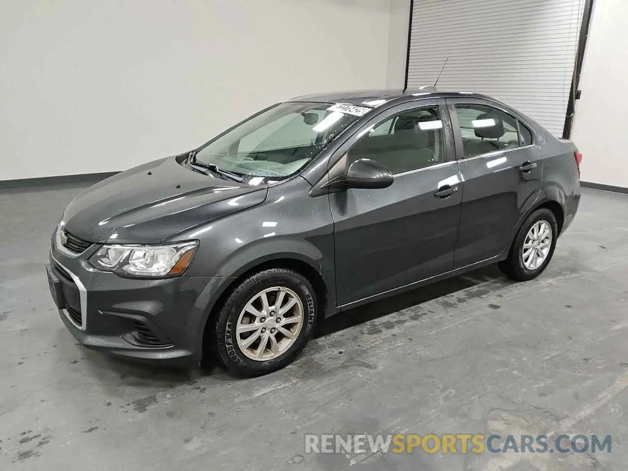 1 fotografías del automóvil dañado 1G1JD5SB3K4142805 CHEVROLET SONIC 2019