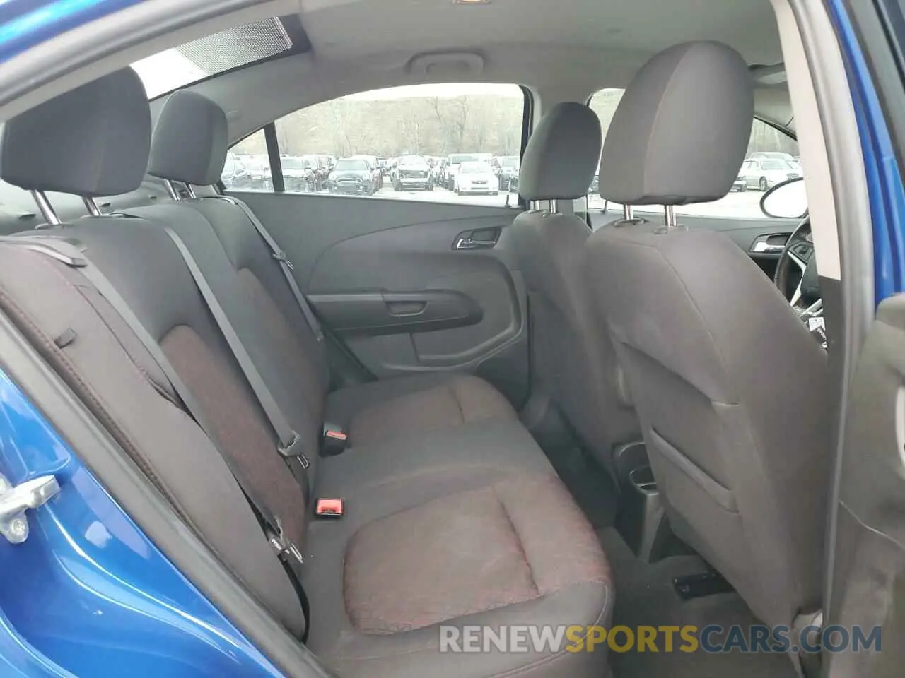 10 fotografías del automóvil dañado 1G1JD5SB3K4148300 CHEVROLET SONIC 2019