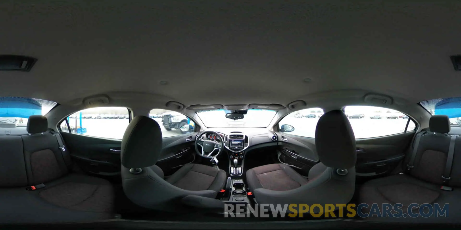 14 fotografías del automóvil dañado 1G1JD5SB3K4148300 CHEVROLET SONIC 2019